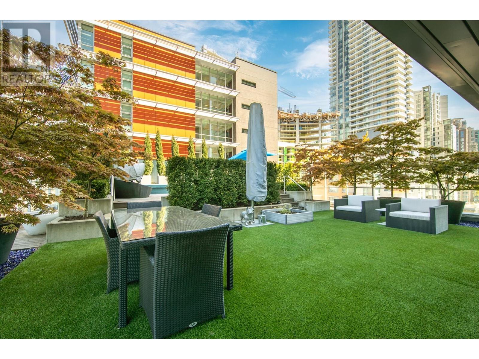 Property at 811 1372 SEYMOUR STREET image
