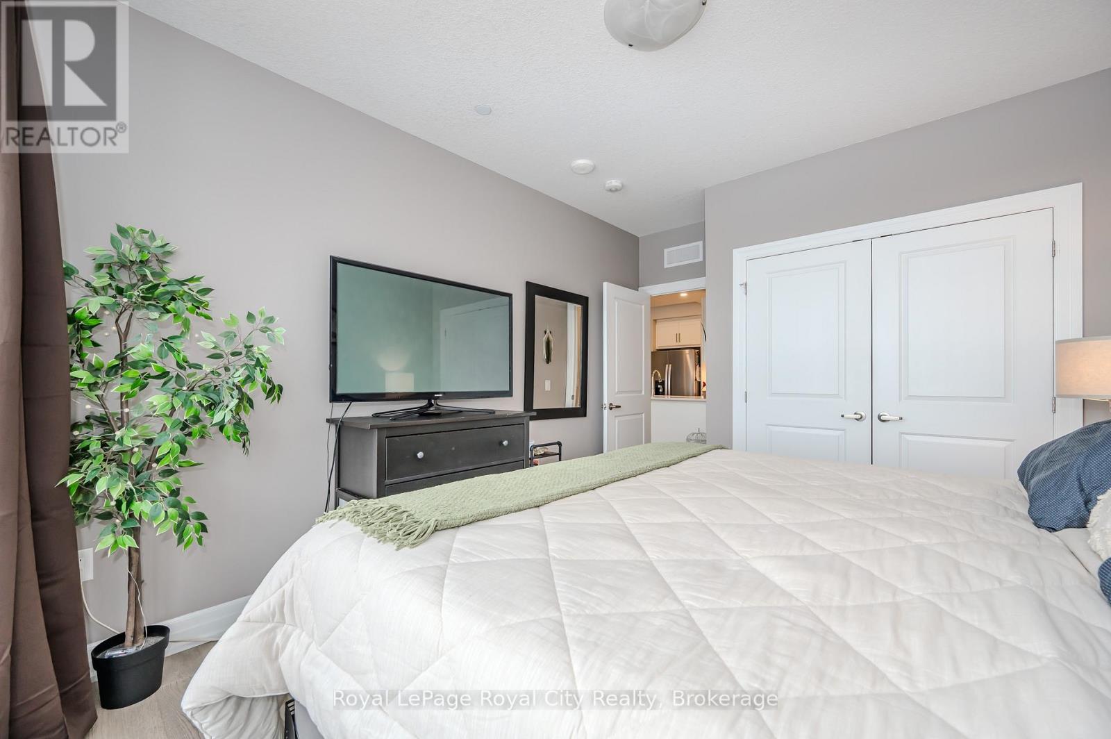 701 - 1880 Gordon Street, Guelph (Pineridge/westminster Woods), Ontario  N1L 1S8 - Photo 18 - X12142526