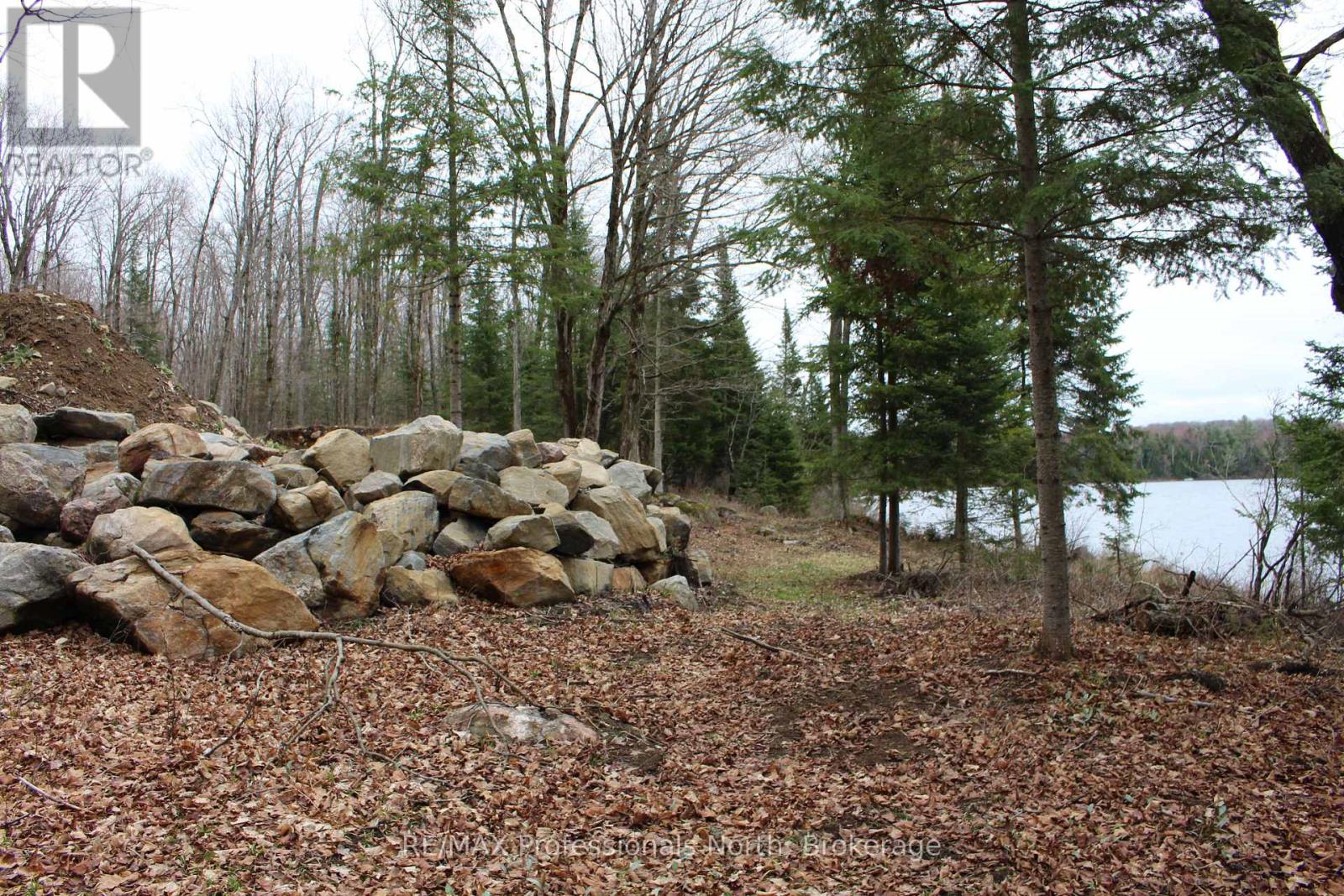 1074 Lowbank Drive S, Highlands East, Ontario  K0L 2Y0 - Photo 2 - X12142551