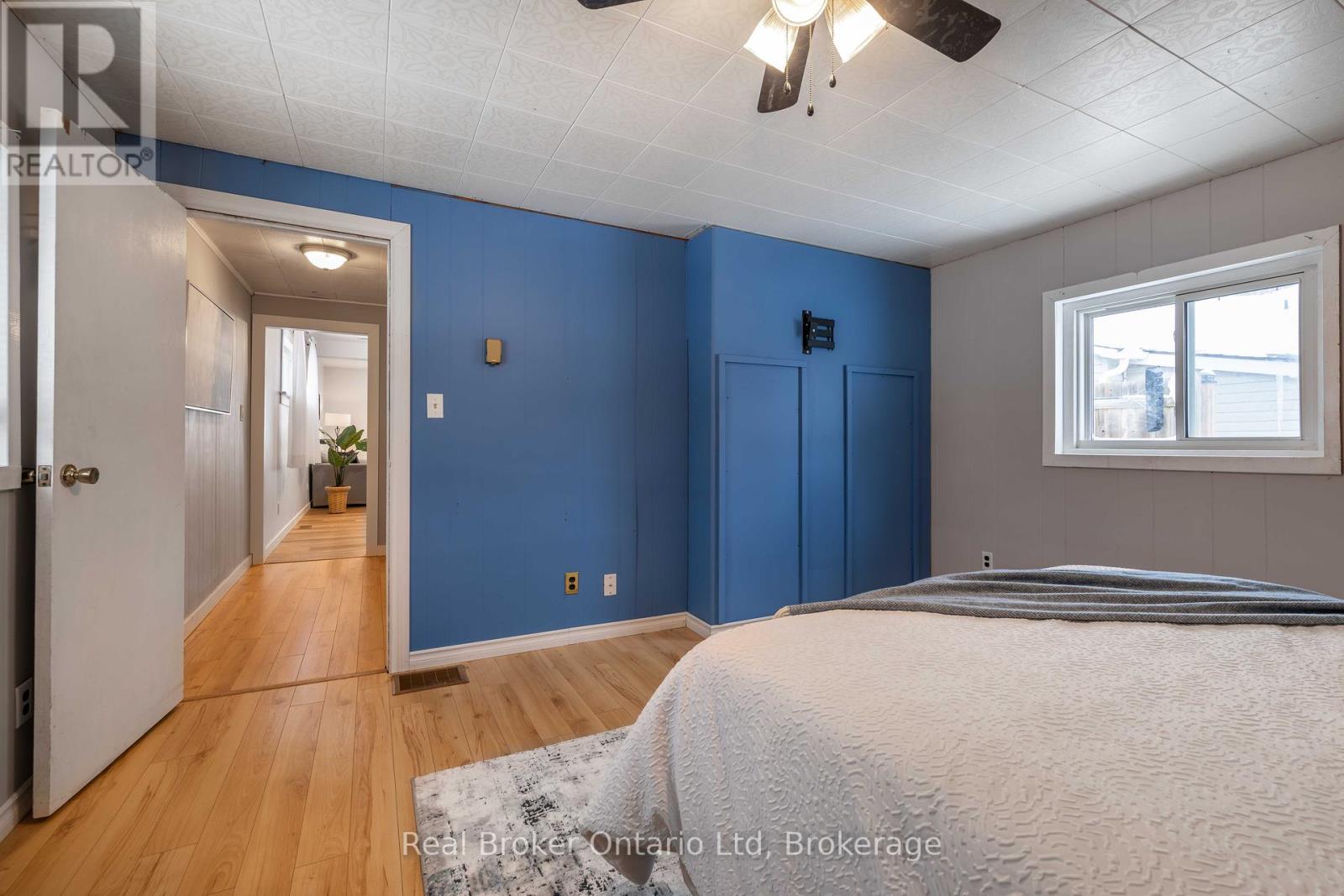 1805 3rd Avenue W, Owen Sound, Ontario  N4K 4R7 - Photo 11 - X12142617
