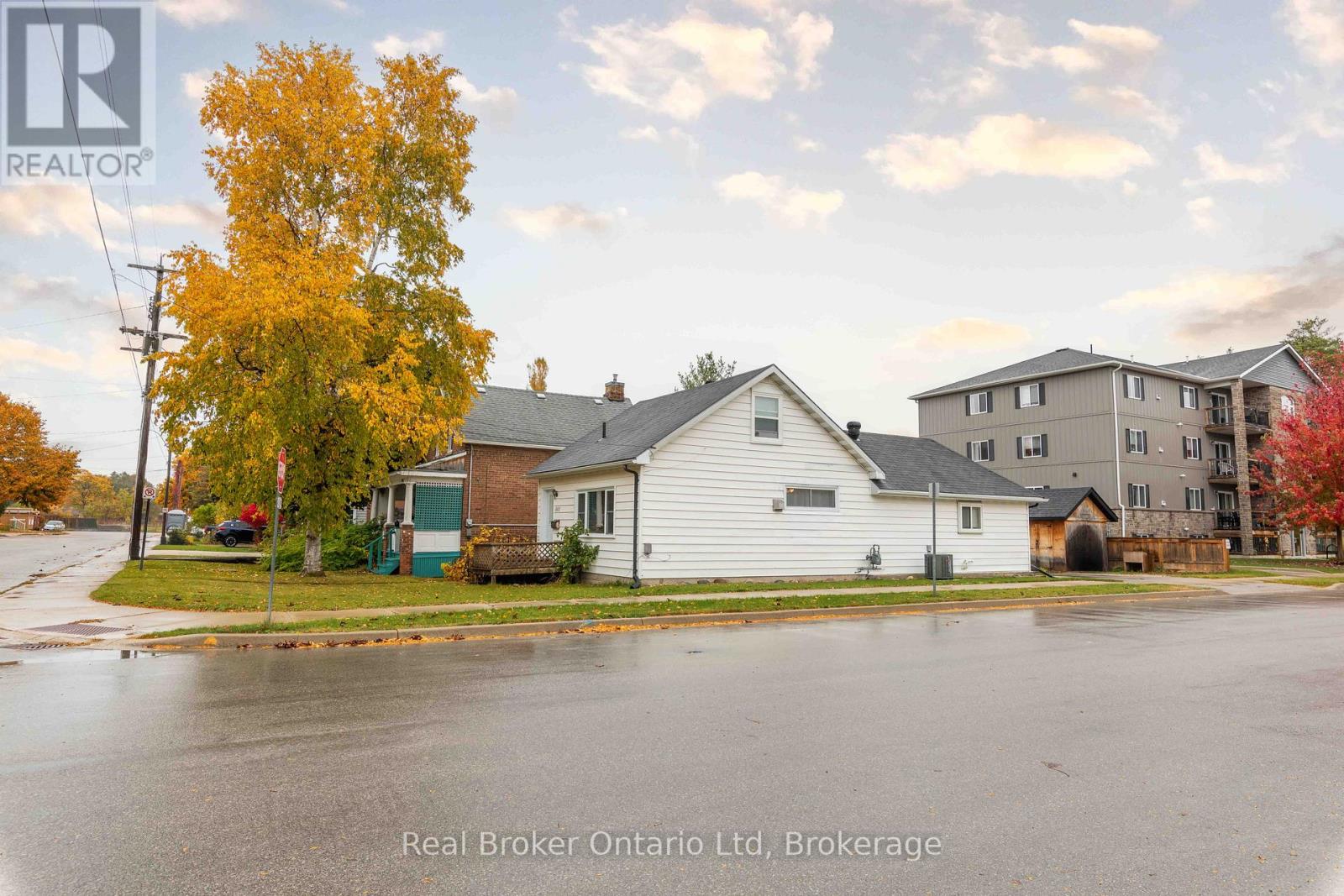 1805 3rd Avenue W, Owen Sound, Ontario  N4K 4R7 - Photo 18 - X12142617