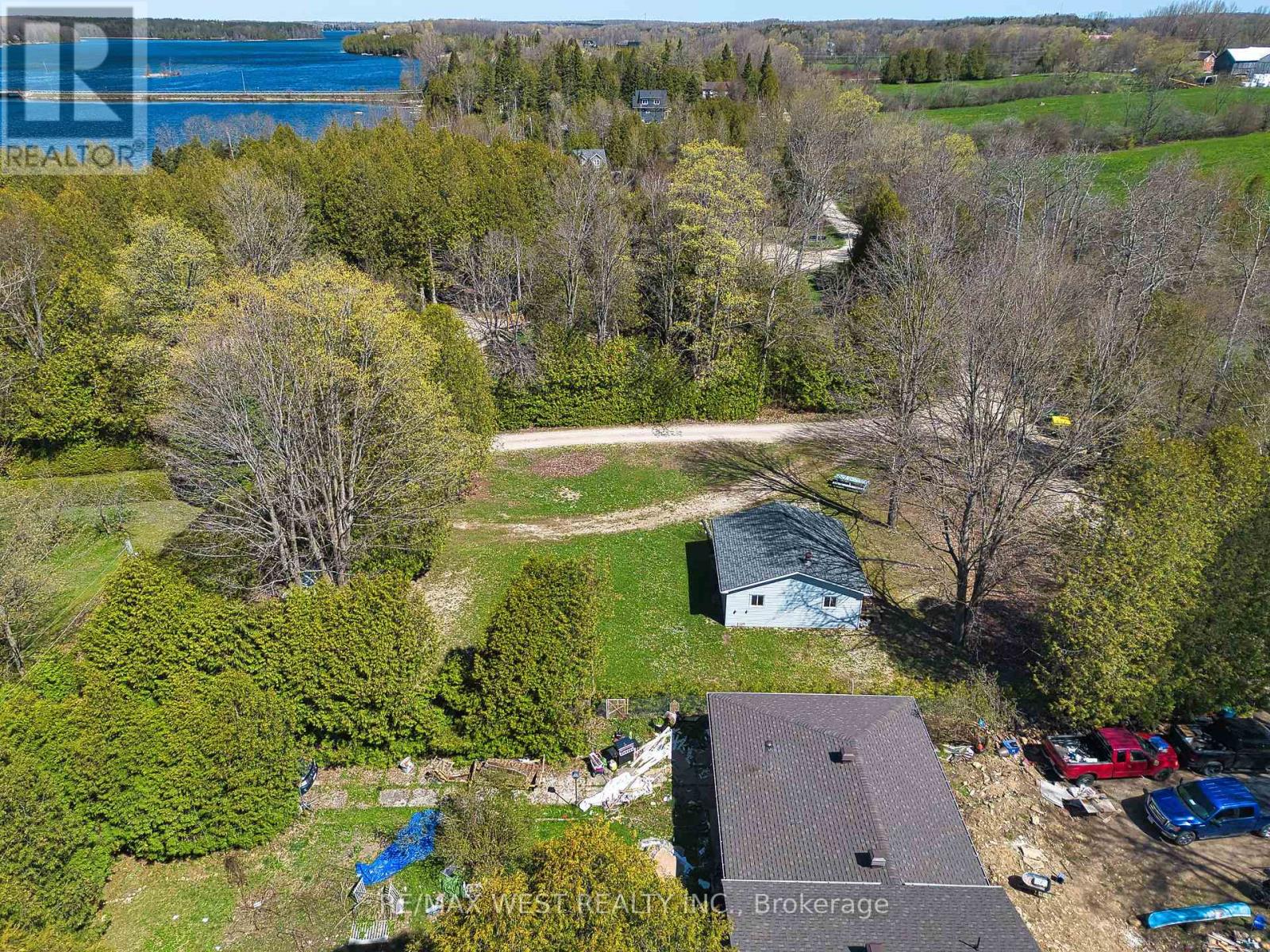 201 Cedars Resort Lane, Grey Highlands, Ontario  N0C 1E0 - Photo 3 - X12077925