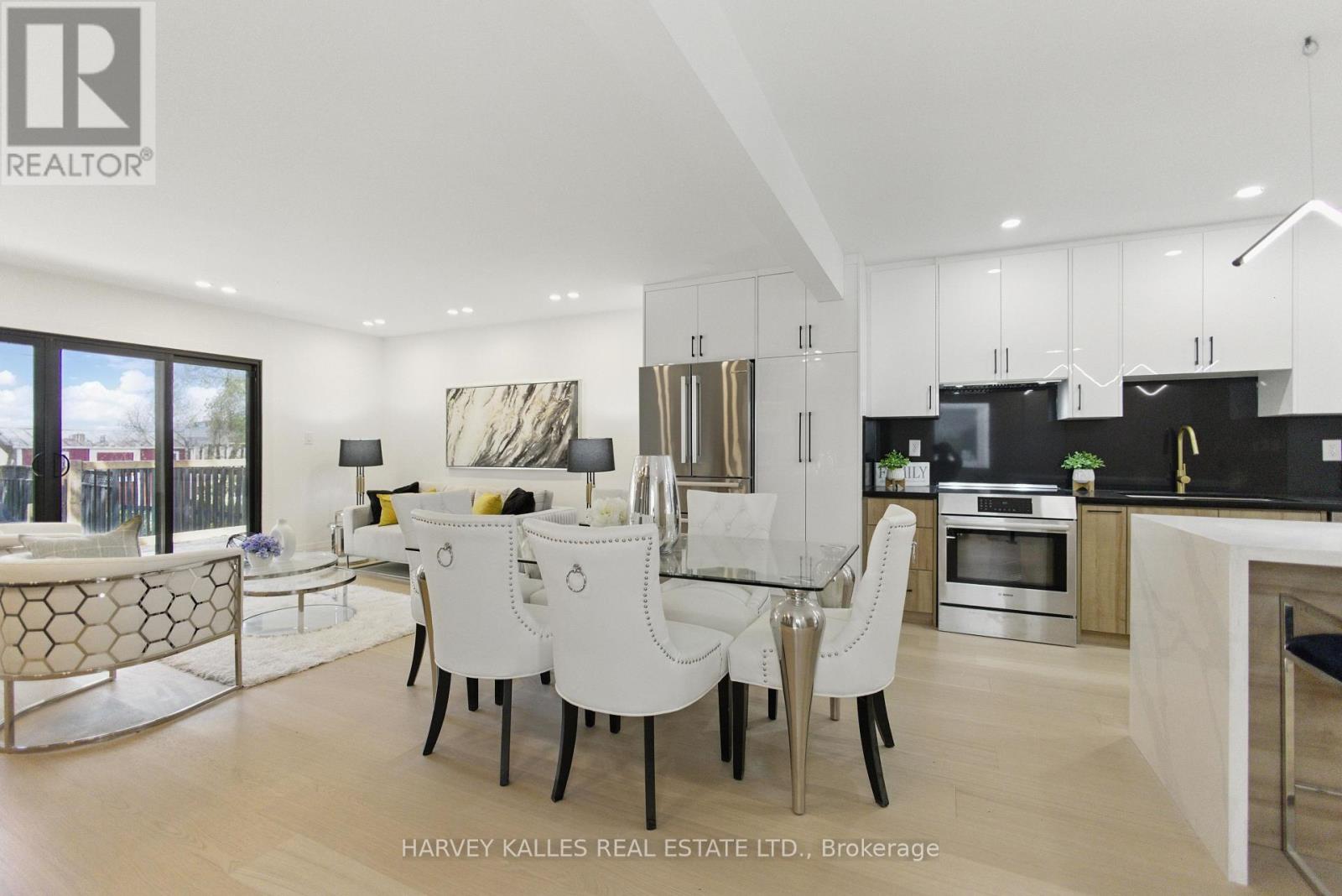 258 Briar Hill Avenue, Toronto, Ontario  M4R 1J2 - Photo 17 - C12142414