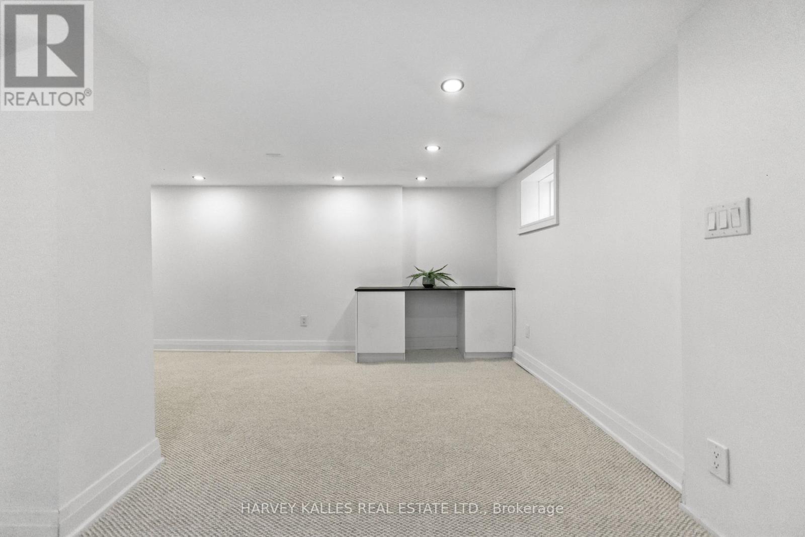 258 Briar Hill Avenue, Toronto, Ontario  M4R 1J2 - Photo 39 - C12142414