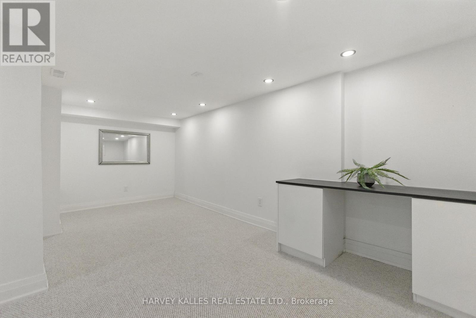 258 Briar Hill Avenue, Toronto, Ontario  M4R 1J2 - Photo 40 - C12142414