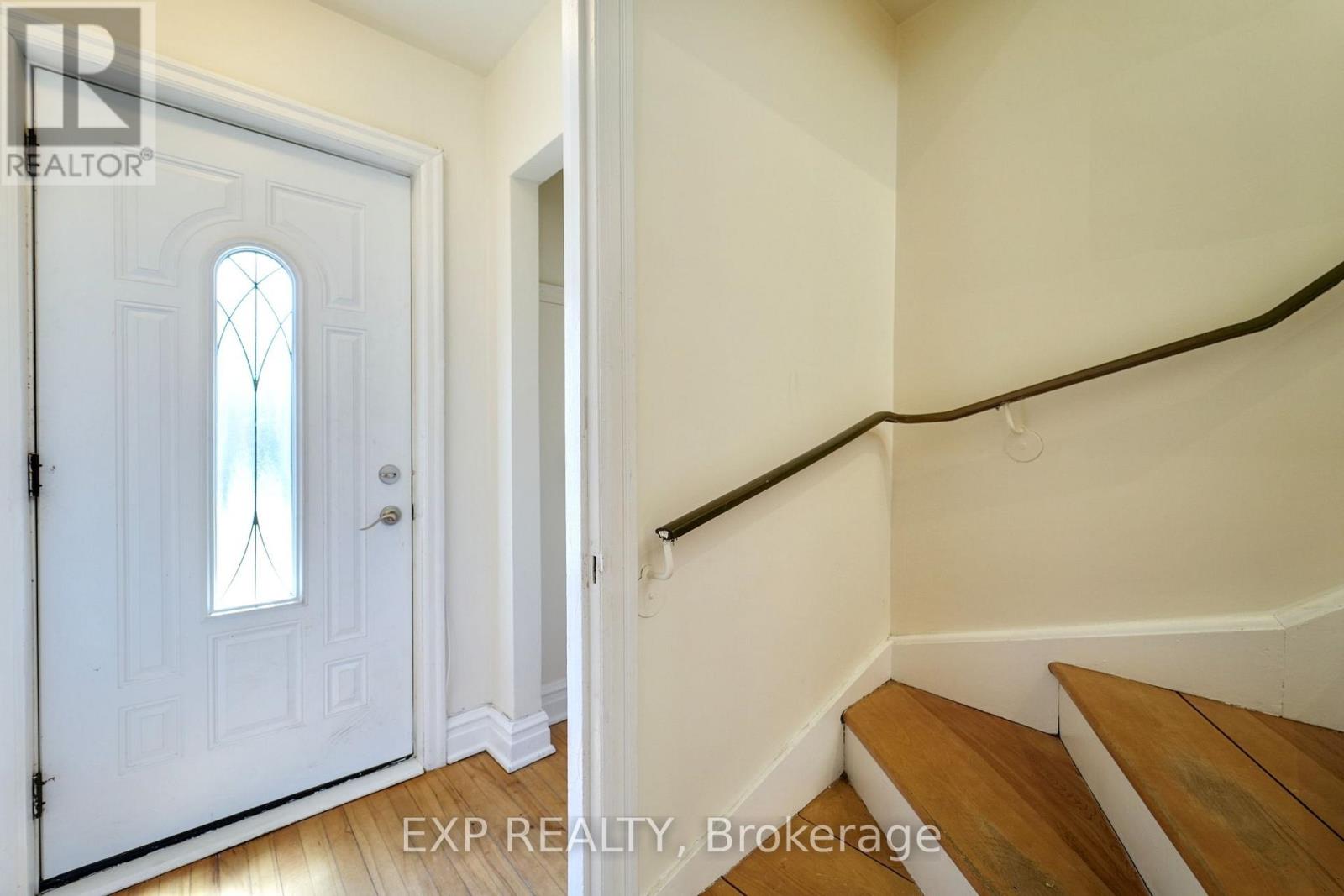 7 Raleigh Street, Ottawa, Ontario  K1S 3C3 - Photo 11 - X12142556