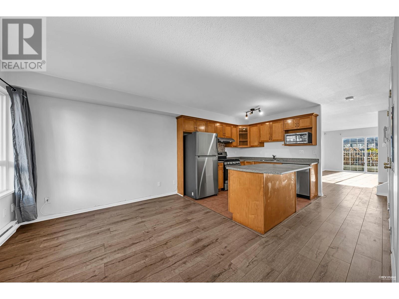 1 910 W 16th Street, North Vancouver, British Columbia  V7P 1R3 - Photo 12 - R3001413