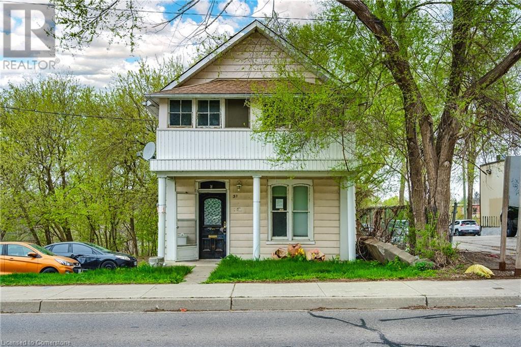 31 Queen Street W, Cambridge, Ontario  N3C 1G2 - Photo 1 - 40726502