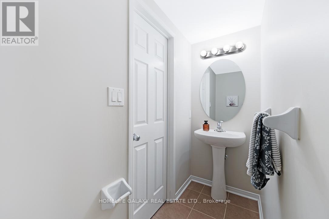 120 Rutherford Road, Bradford West Gwillimbury, Ontario  L3Z 0P6 - Photo 13 - N12142404