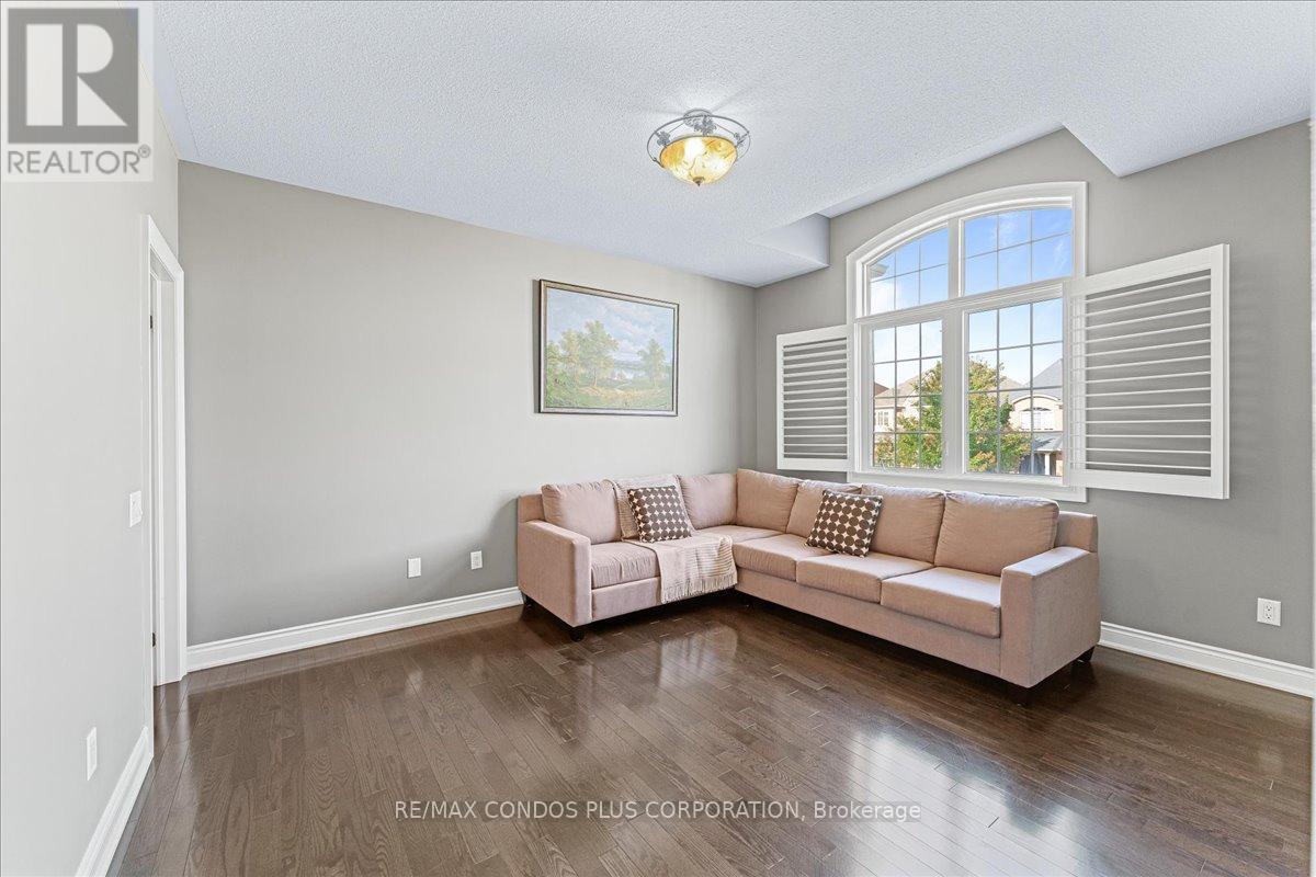 131 Lady Nadia Drive, Vaughan, Ontario  L6A 4E6 - Photo 28 - N12142425