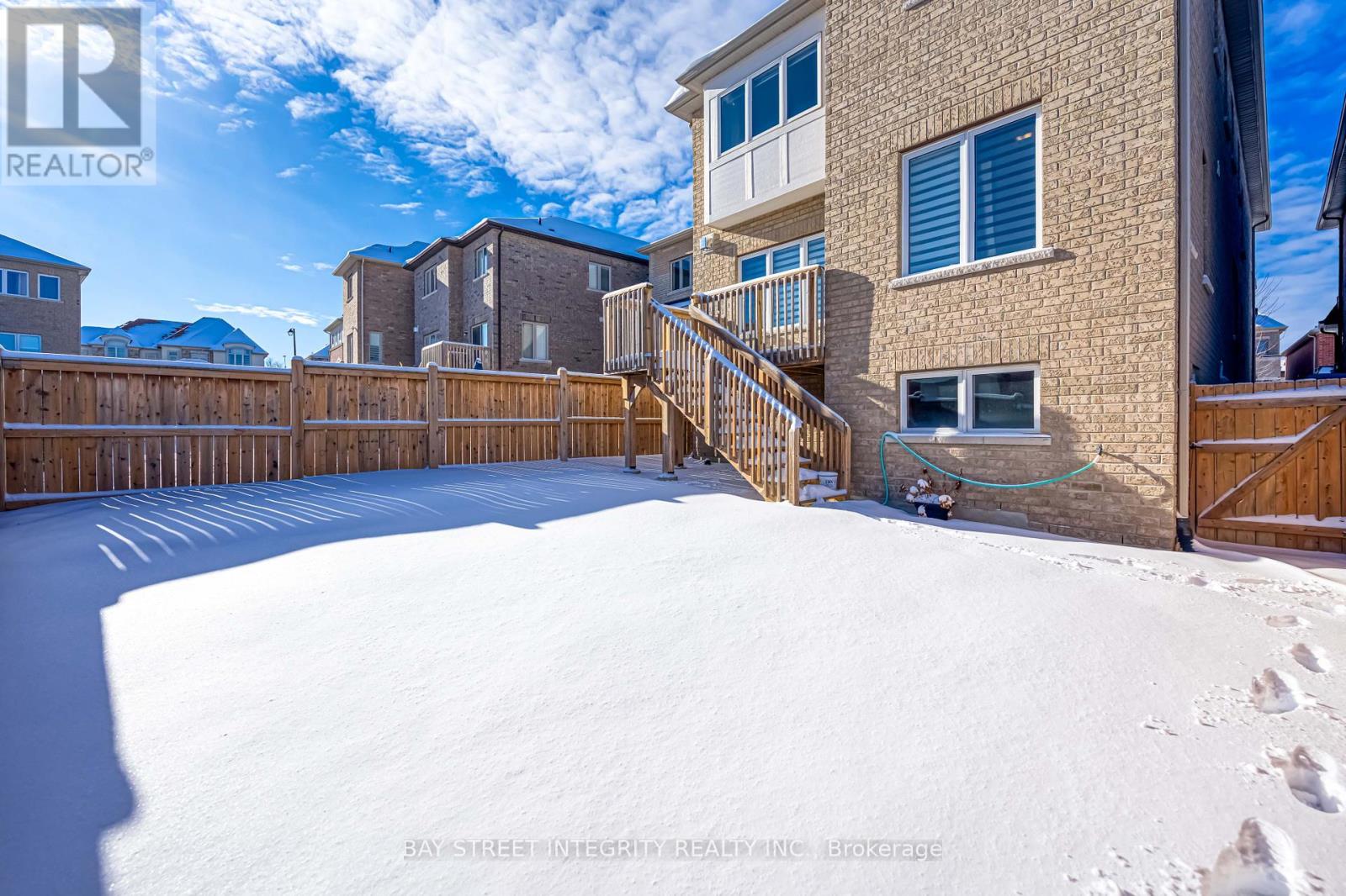 251 Sharon Creek Drive, East Gwillimbury, Ontario  L9N 0P5 - Photo 24 - N12142440