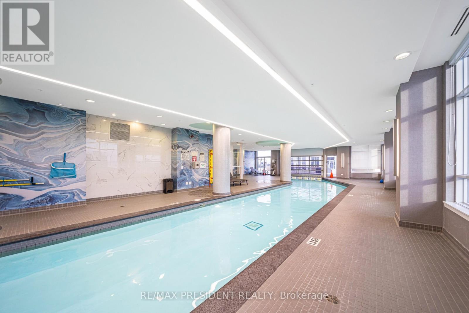 902 - 9191 Yonge Street, Richmond Hill, Ontario  L4C 1E2 - Photo 25 - N12142441