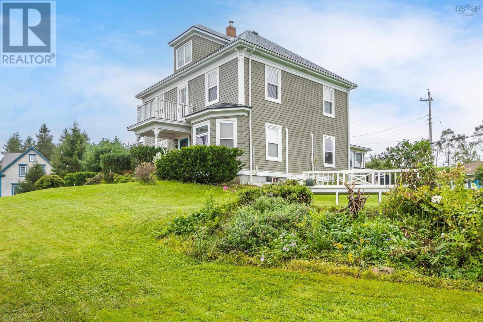 1640 Highway 332, First South, Nova Scotia  B0J 2C0 - Photo 2 - 202510713