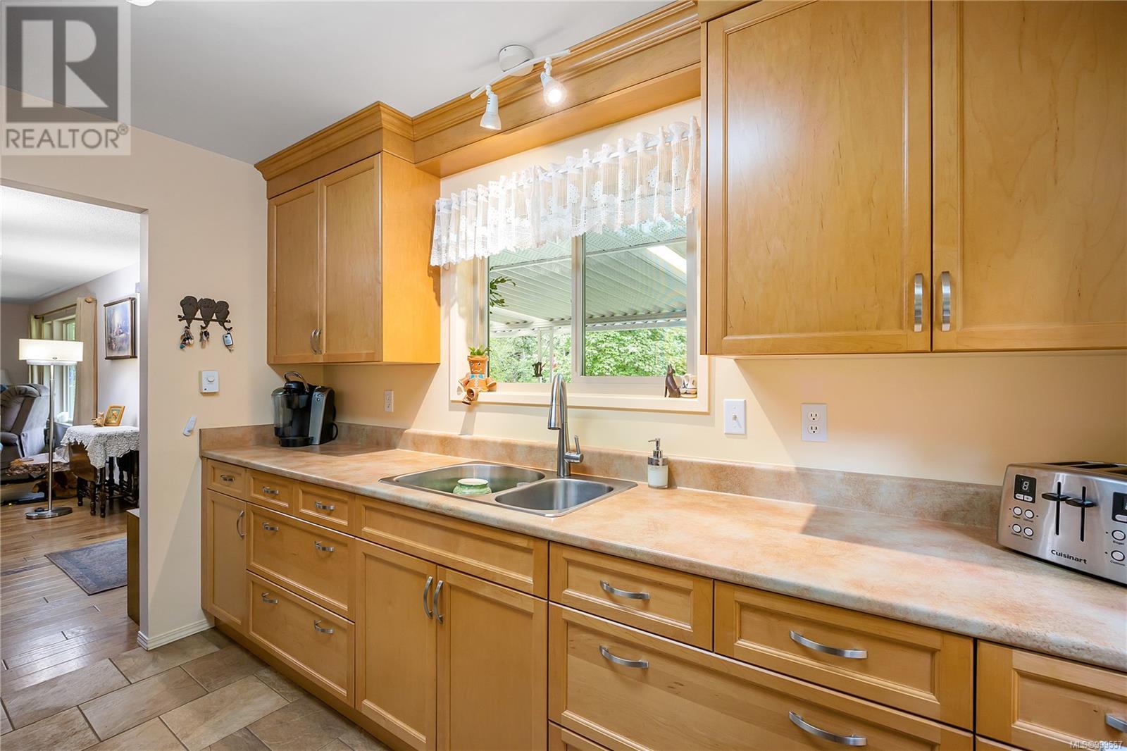 Property at 2953 Ravenhill Rd image 1