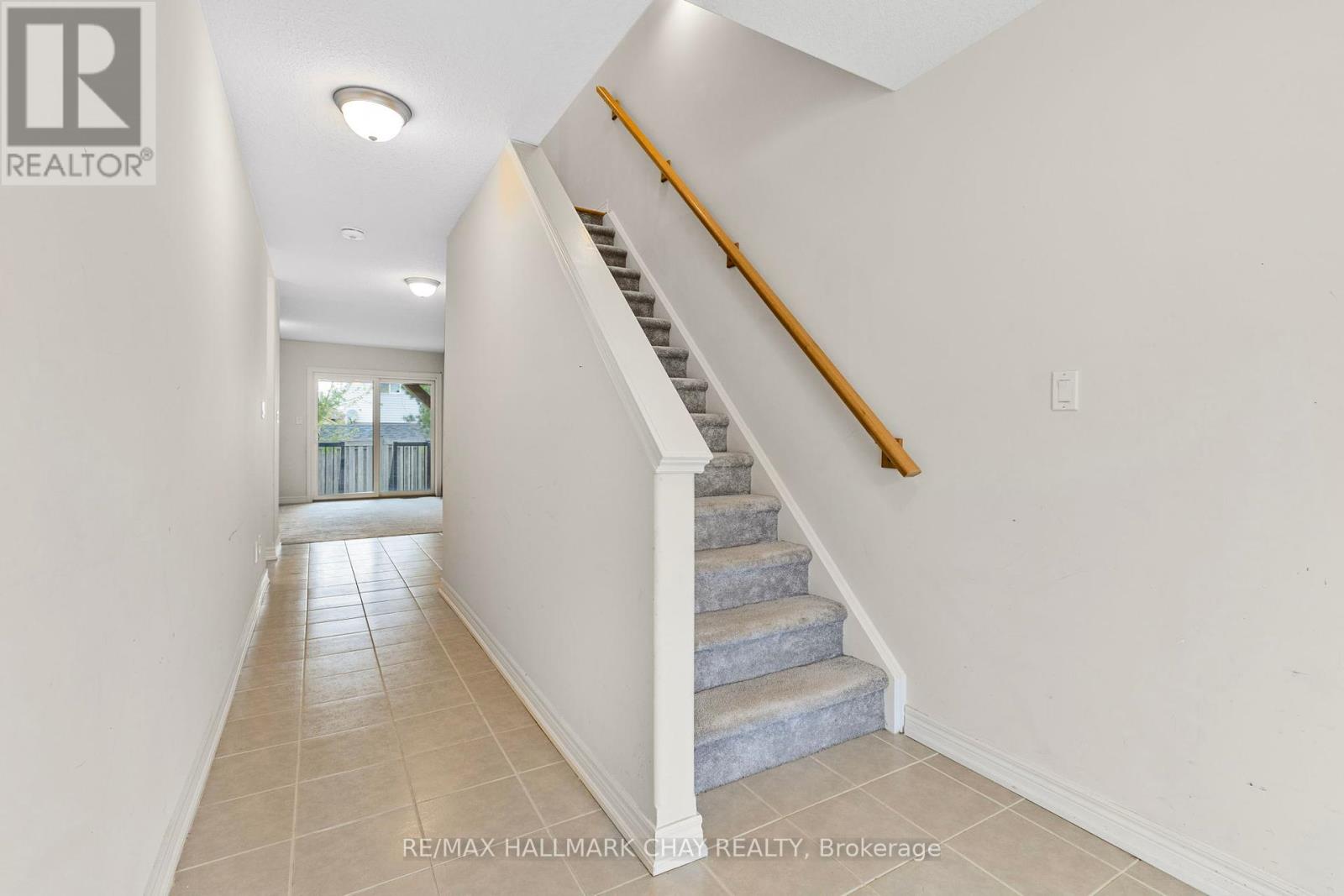 Property at 6 - 1 LEGGOTT AVENUE image 5