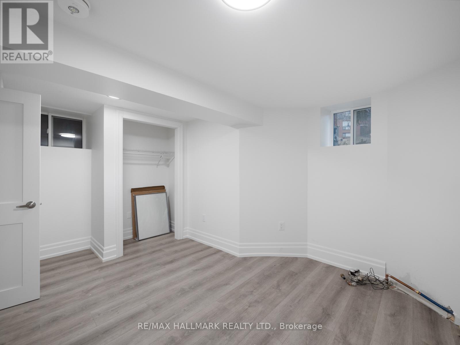 Lower Level - 547 Indian Road, Toronto, Ontario  M6P 2B9 - Photo 12 - W12142403