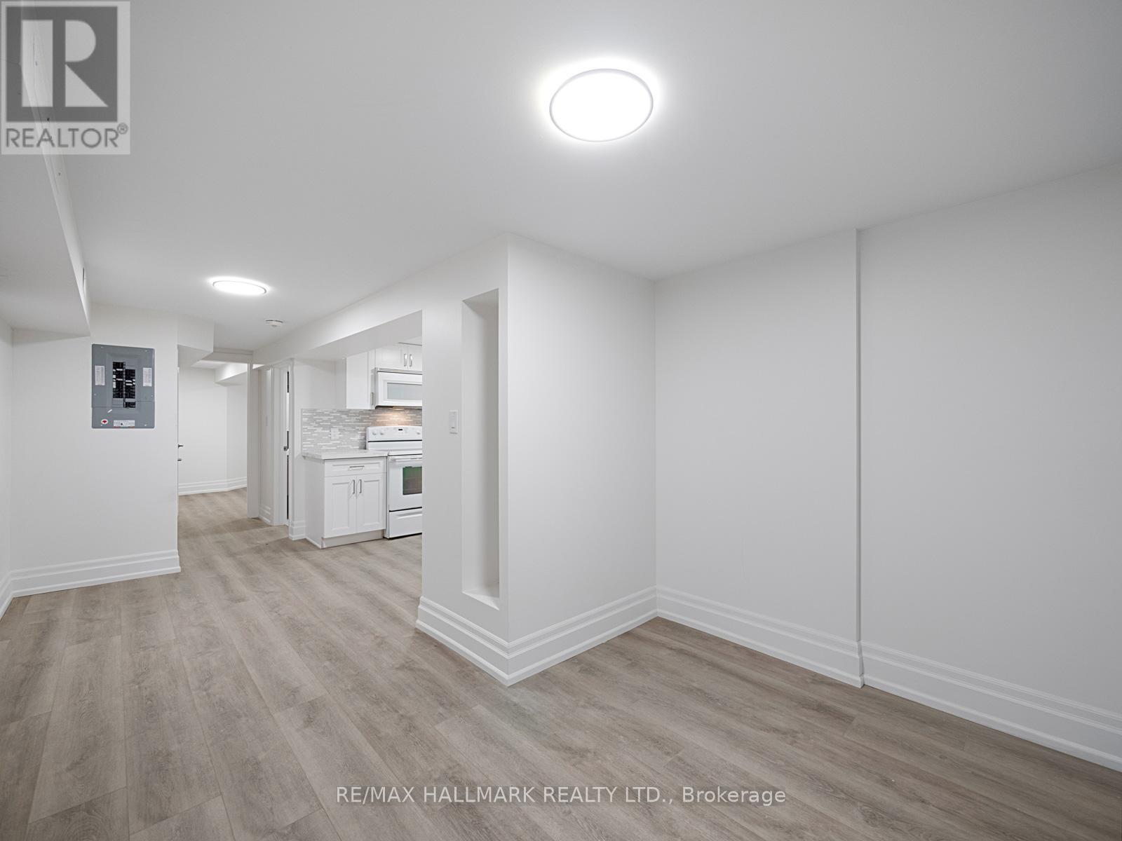 Lower Level - 547 Indian Road, Toronto, Ontario  M6P 2B9 - Photo 3 - W12142403