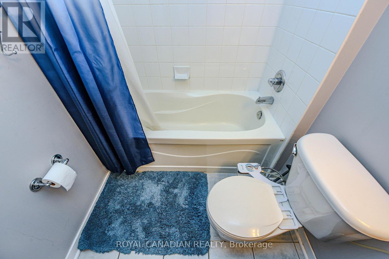 1403 - 8 Dayspring Circle, Brampton, Ontario  L6P 2Z7 - Photo 17 - W12142430