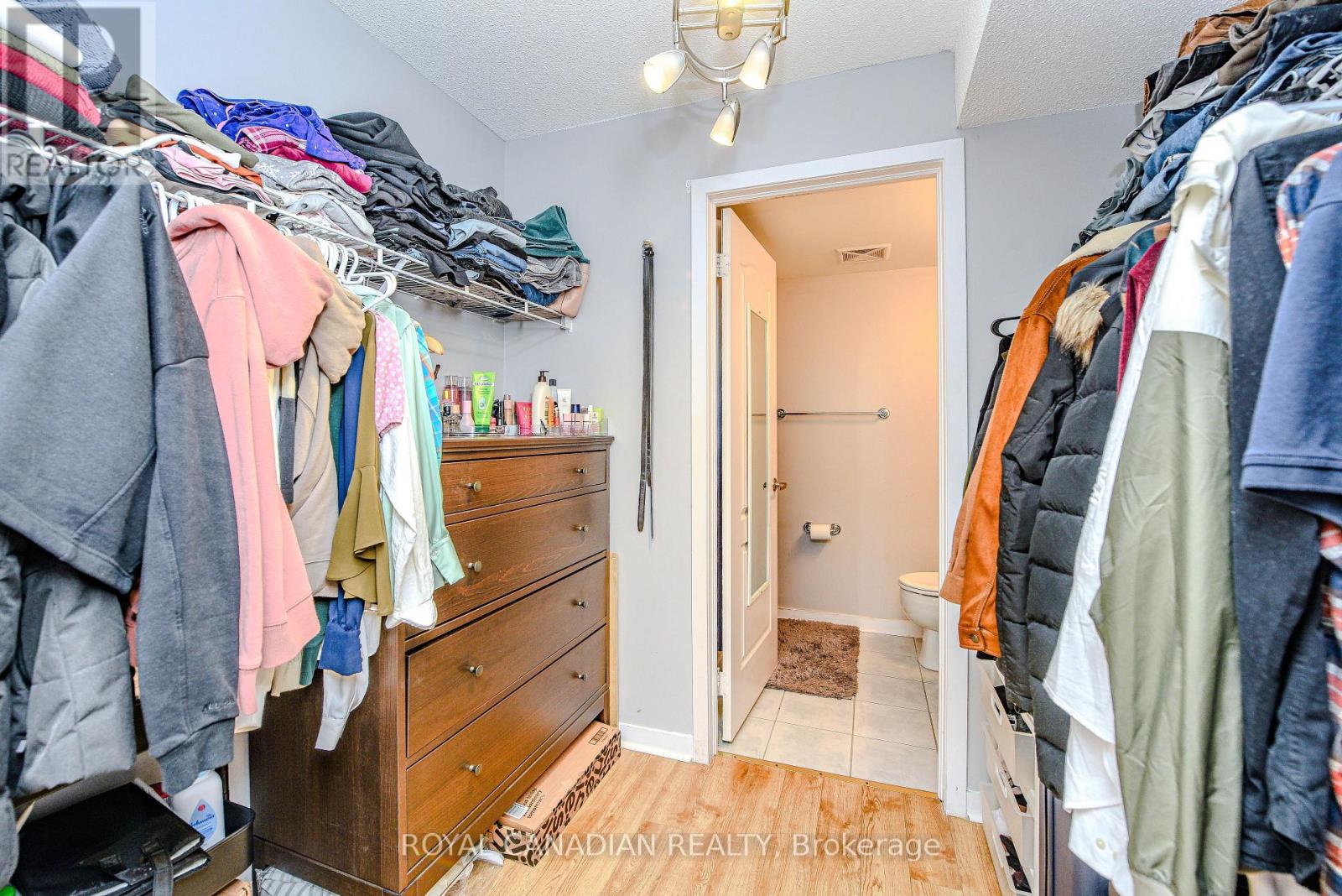 1403 - 8 Dayspring Circle, Brampton, Ontario  L6P 2Z7 - Photo 30 - W12142430