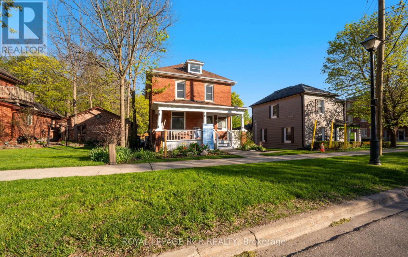 69 KING STREET W, Caledon, Ontario