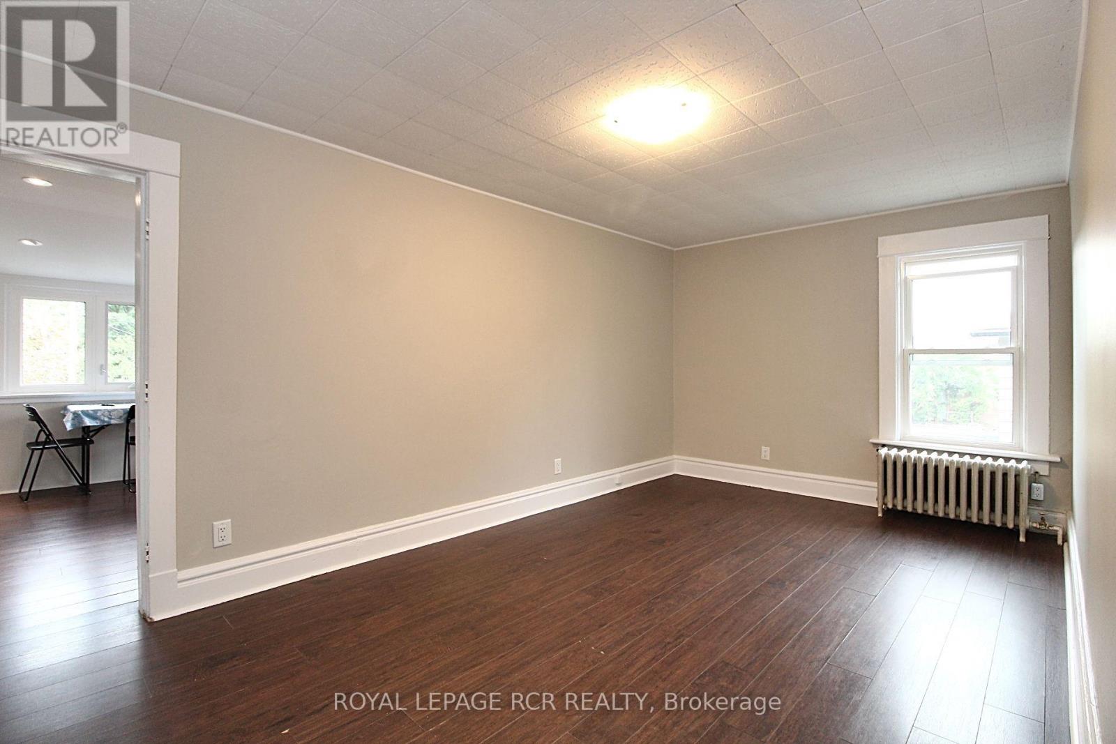 69 King Street W, Caledon, Ontario  L7E 1A2 - Photo 14 - W12142450
