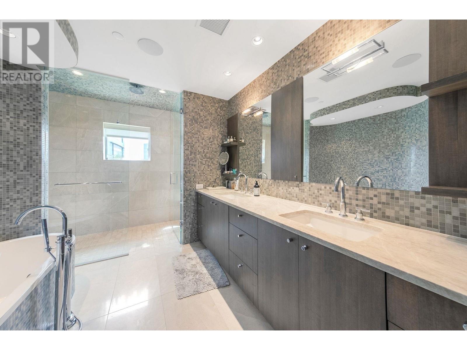 811 1372 Seymour Street, Vancouver, British Columbia  V6B 0L1 - Photo 33 - R3001476
