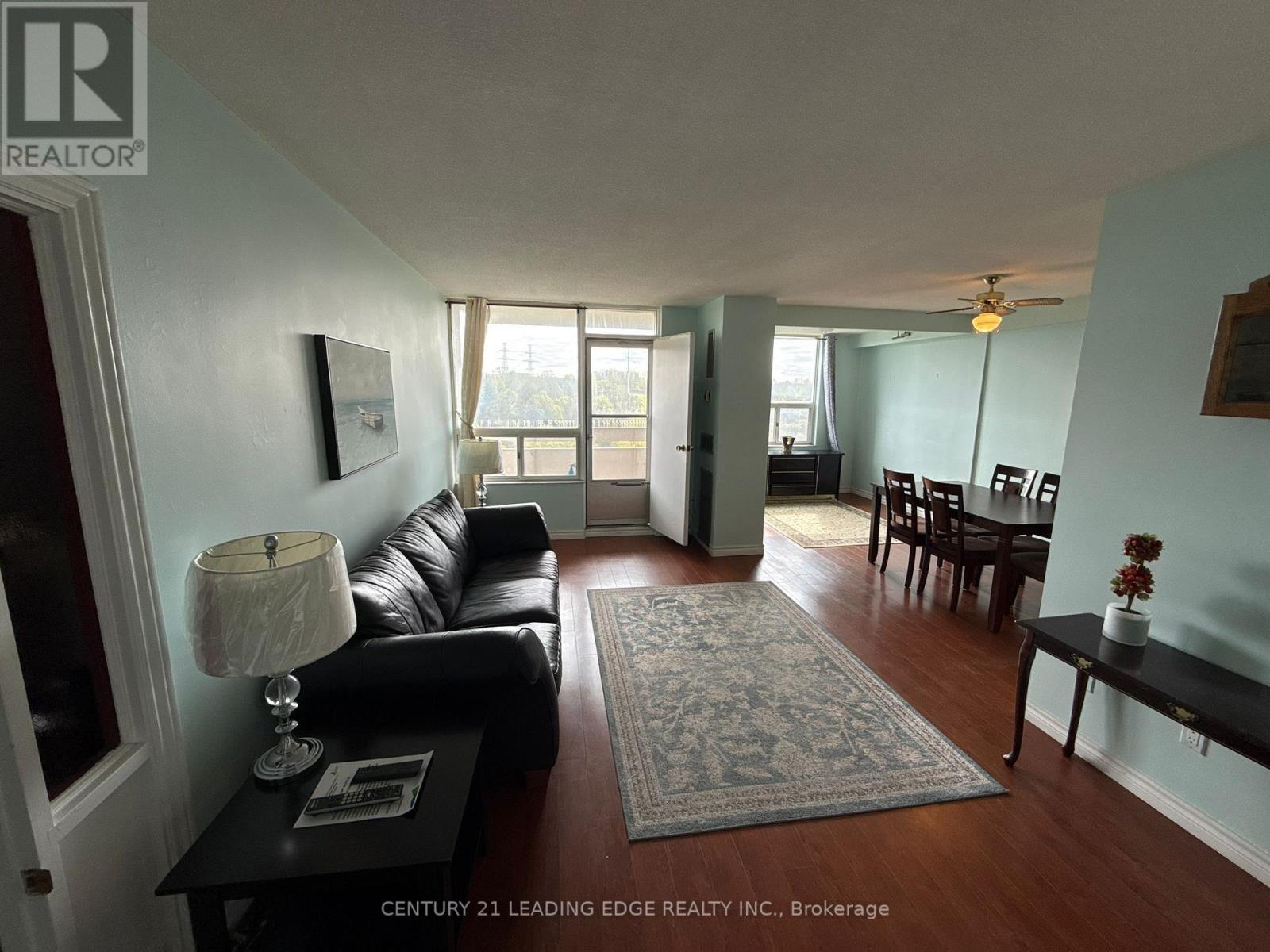 815 - 20 Edgecliff Golfway, Toronto, Ontario  M3C 3A4 - Photo 3 - C12142497