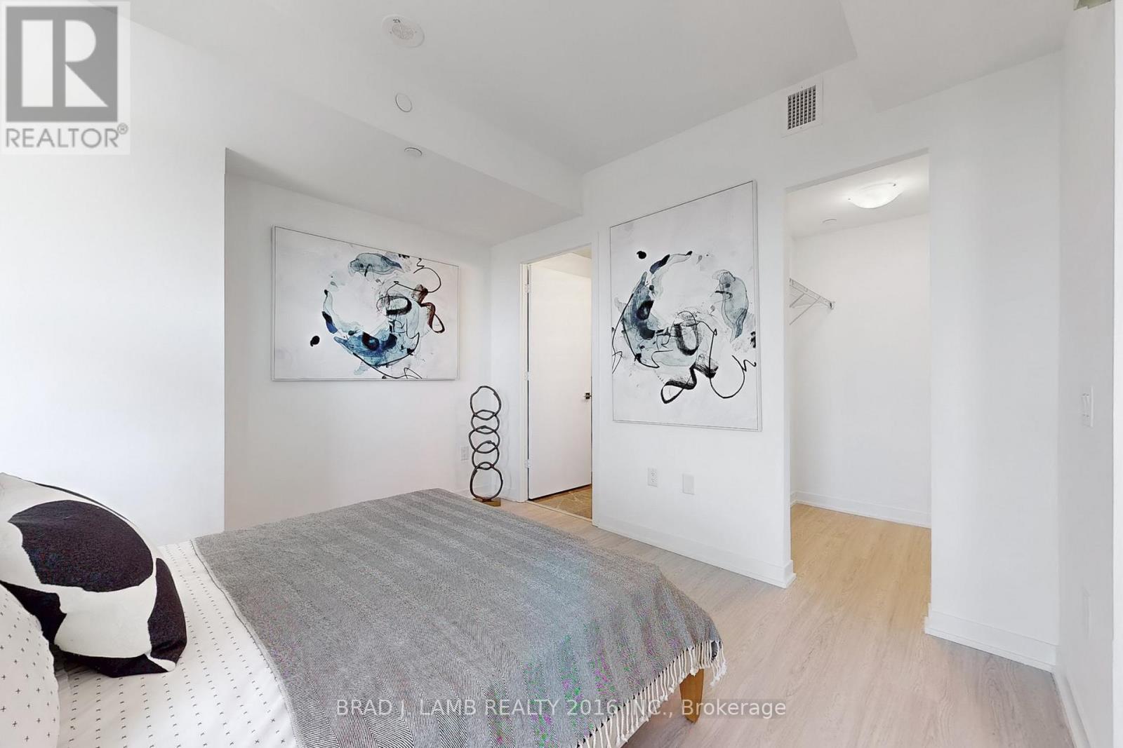 1302 - 195 Mccaul Street, Toronto, Ontario  M5T 0E5 - Photo 18 - C12142506