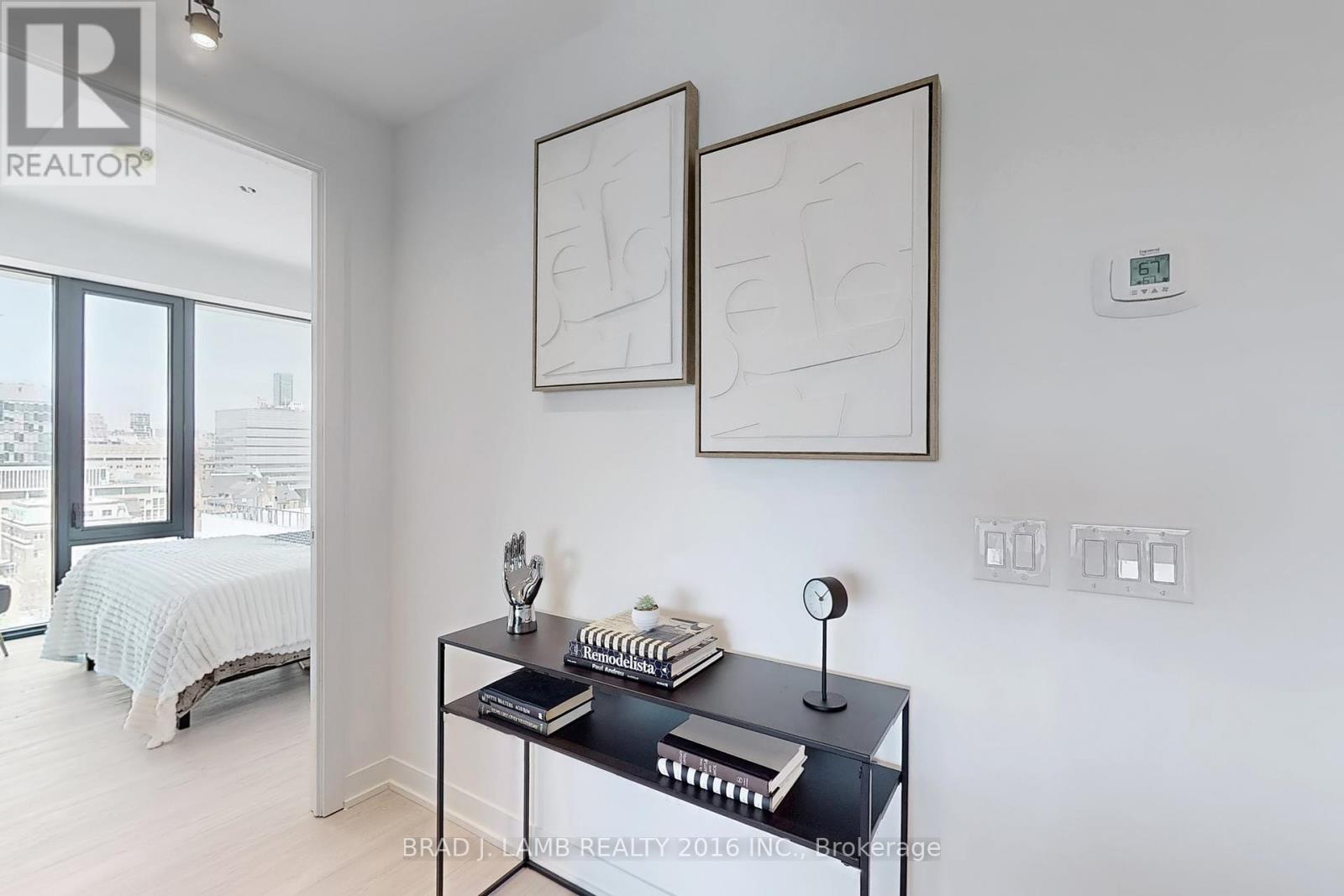 1302 - 195 Mccaul Street, Toronto, Ontario  M5T 0E5 - Photo 27 - C12142506