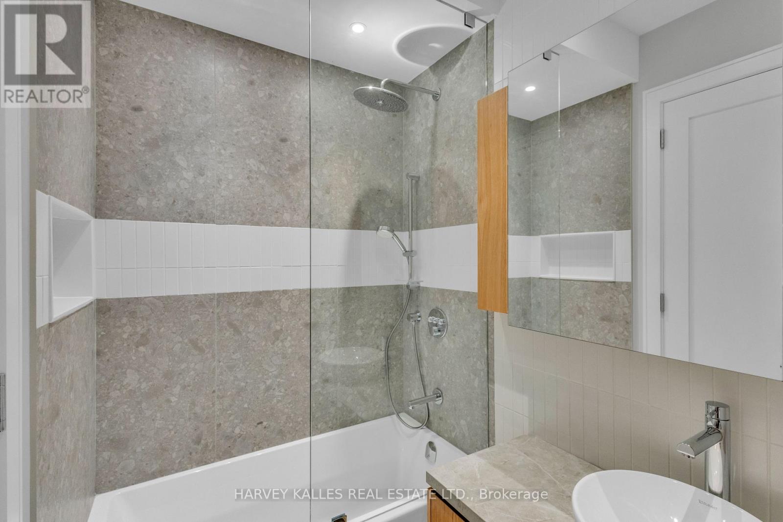 444 Roxton Road, Toronto, Ontario  M6G 3R4 - Photo 30 - C12142512