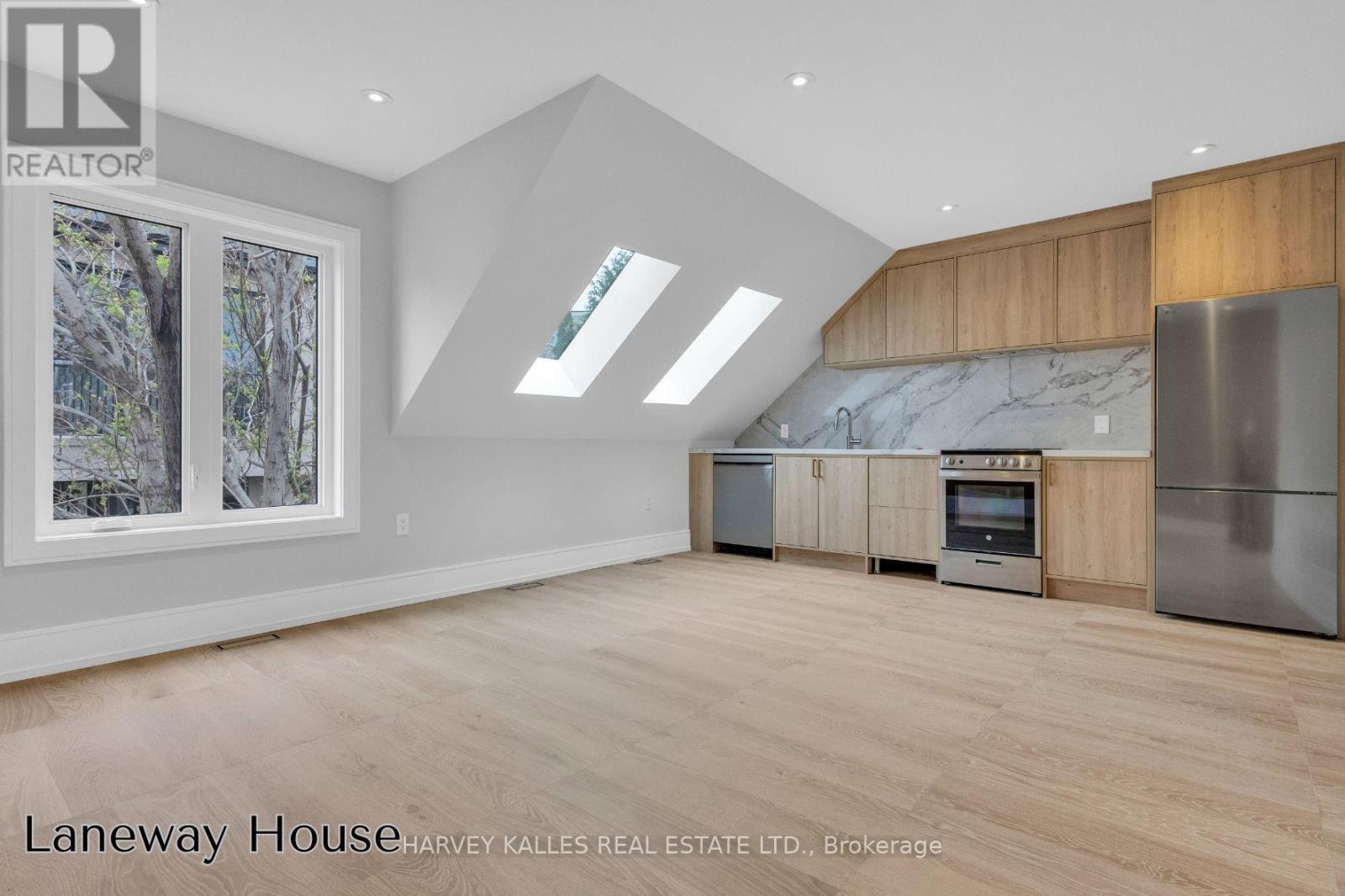 444 Roxton Road, Toronto, Ontario  M6G 3R4 - Photo 45 - C12142512