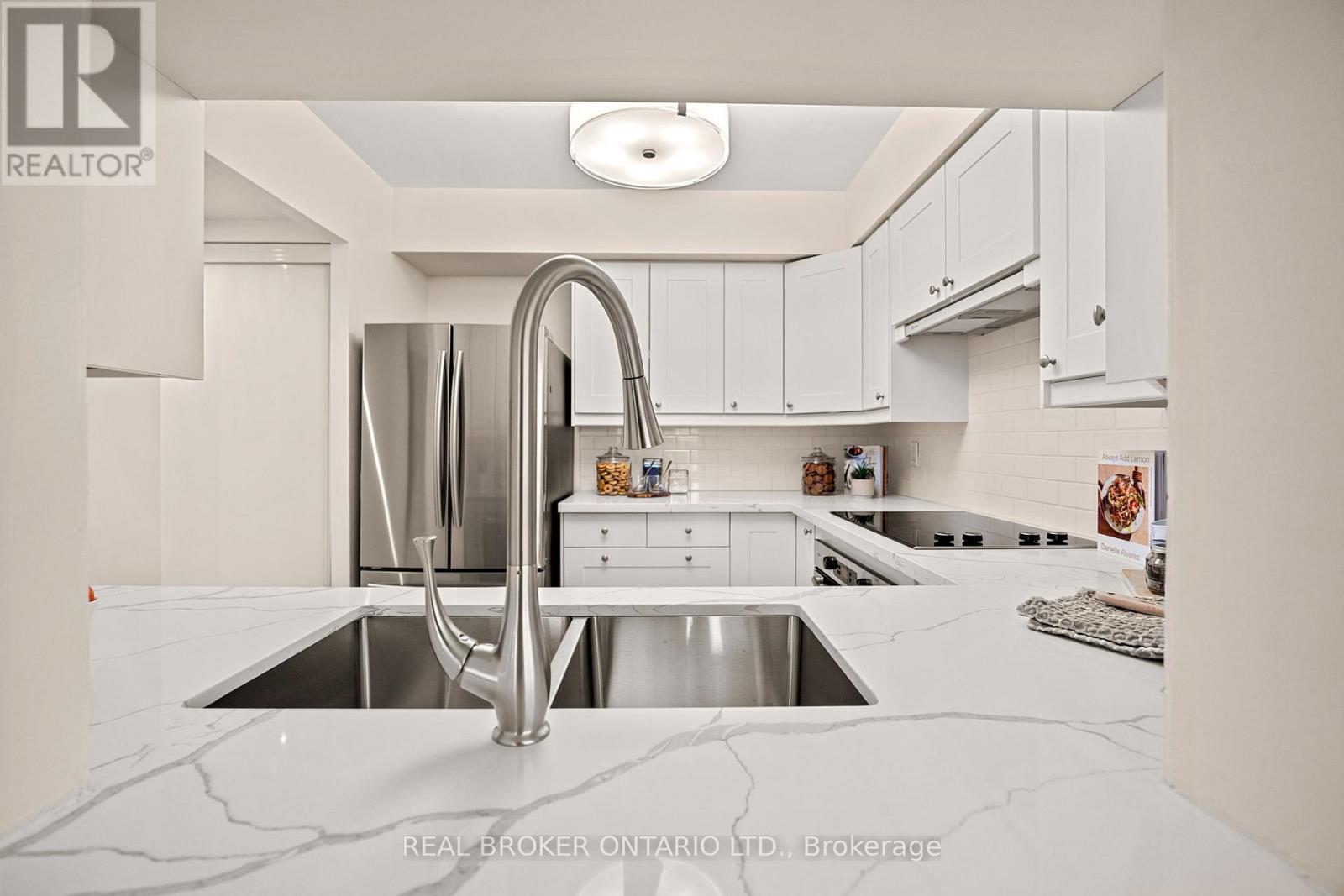 511 - 5 Rosehill Avenue, Toronto, Ontario  M4T 3A6 - Photo 11 - C12142530