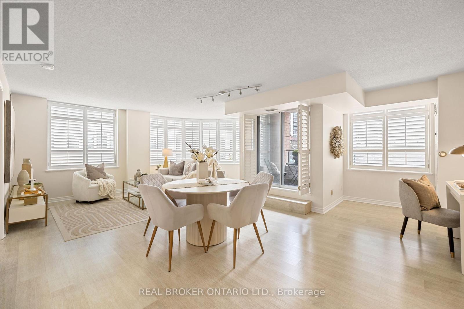 Property at 511 - 5 ROSEHILL AVENUE image 3