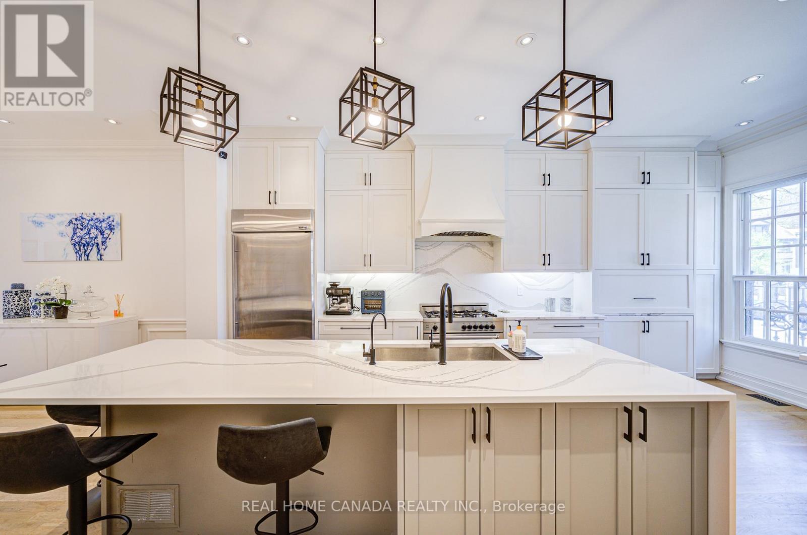 Property at 121 DAVENPORT ROAD image 5