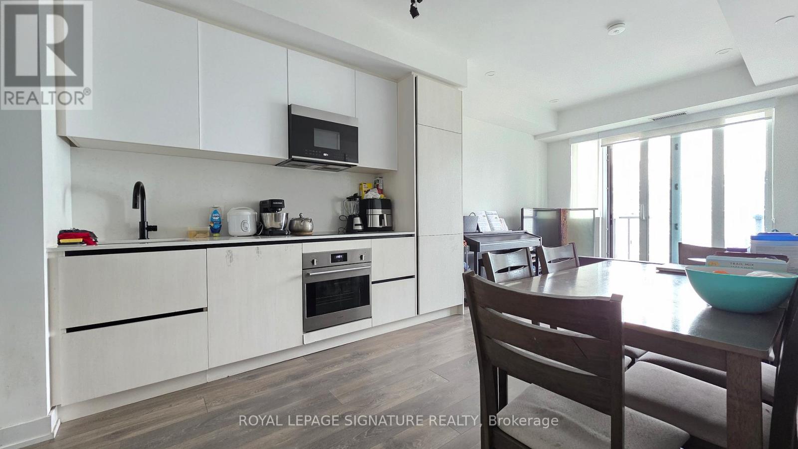 2101 - 108 Peter Street, Toronto, Ontario  M5V 0W2 - Photo 3 - C12142637