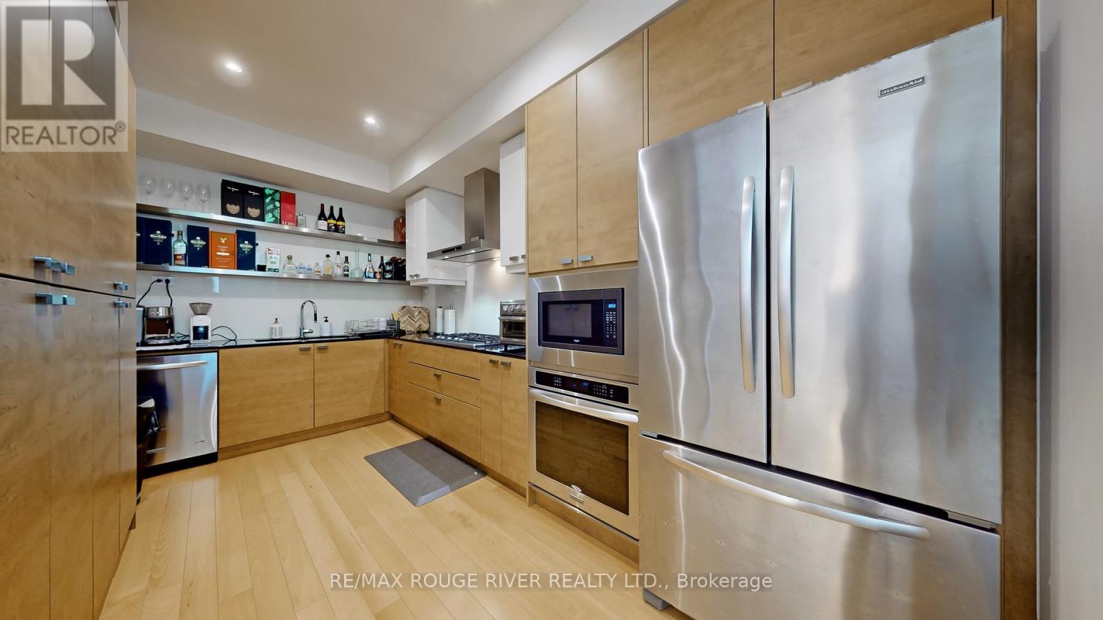 Th15 - 121 Mcmahon Drive, Toronto, Ontario  M2K 0C2 - Photo 11 - C12142642