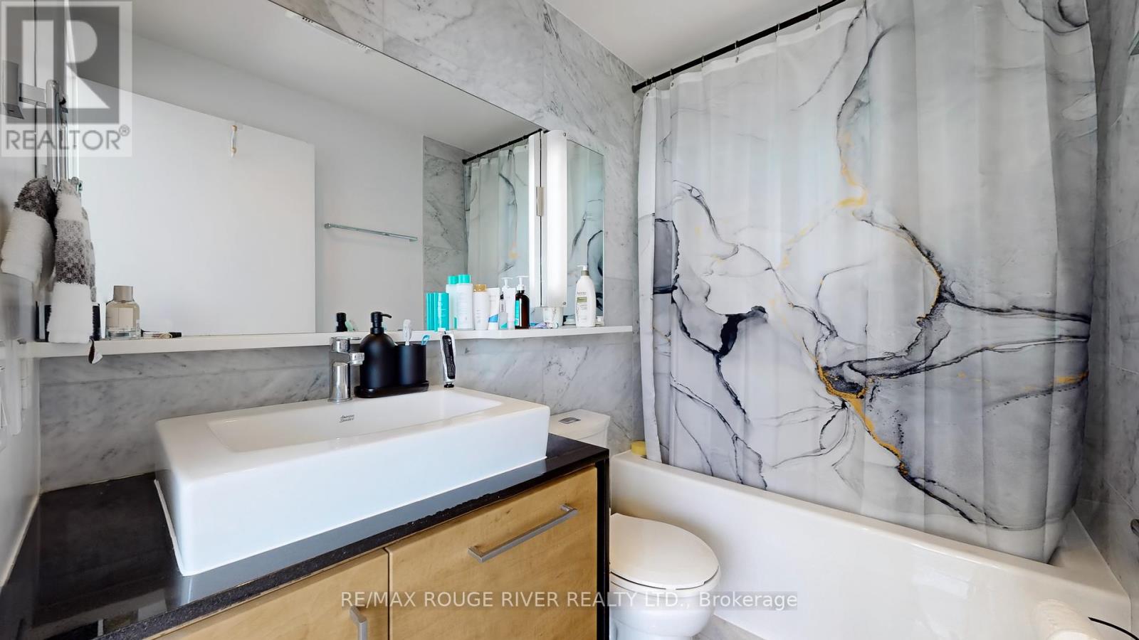 Th15 - 121 Mcmahon Drive, Toronto, Ontario  M2K 0C2 - Photo 23 - C12142642