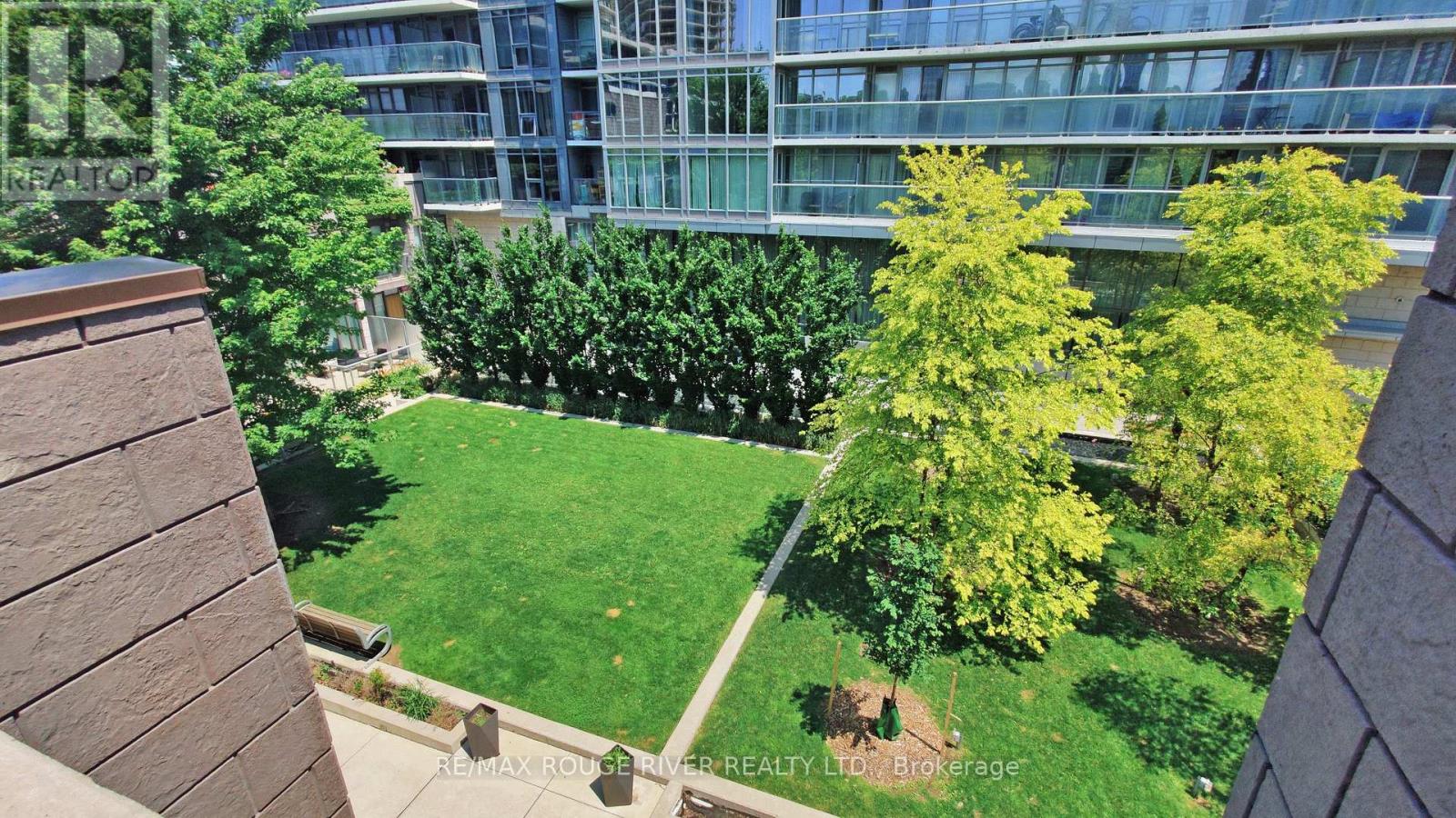 Th15 - 121 Mcmahon Drive, Toronto, Ontario  M2K 0C2 - Photo 34 - C12142642