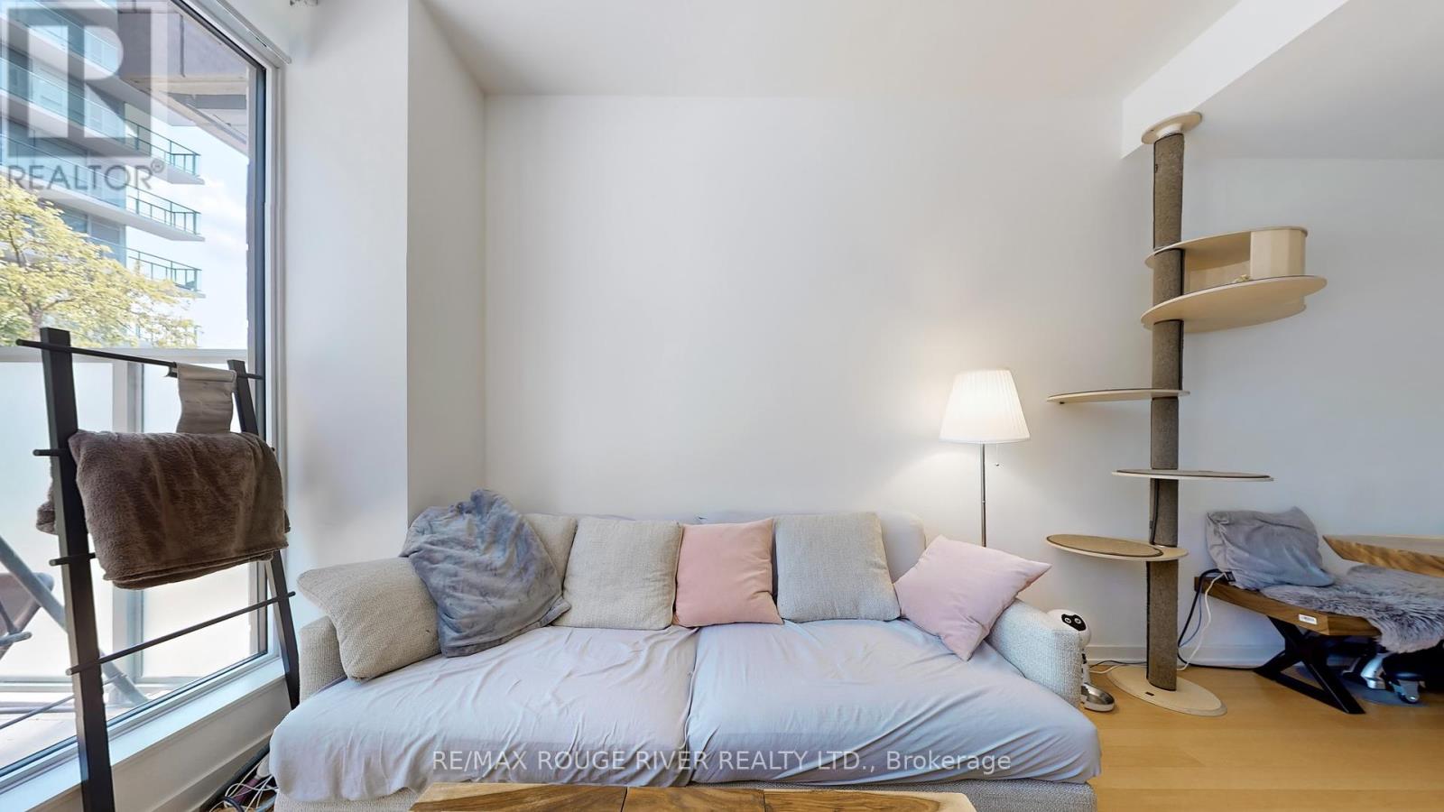 Th15 - 121 Mcmahon Drive, Toronto, Ontario  M2K 0C2 - Photo 7 - C12142642