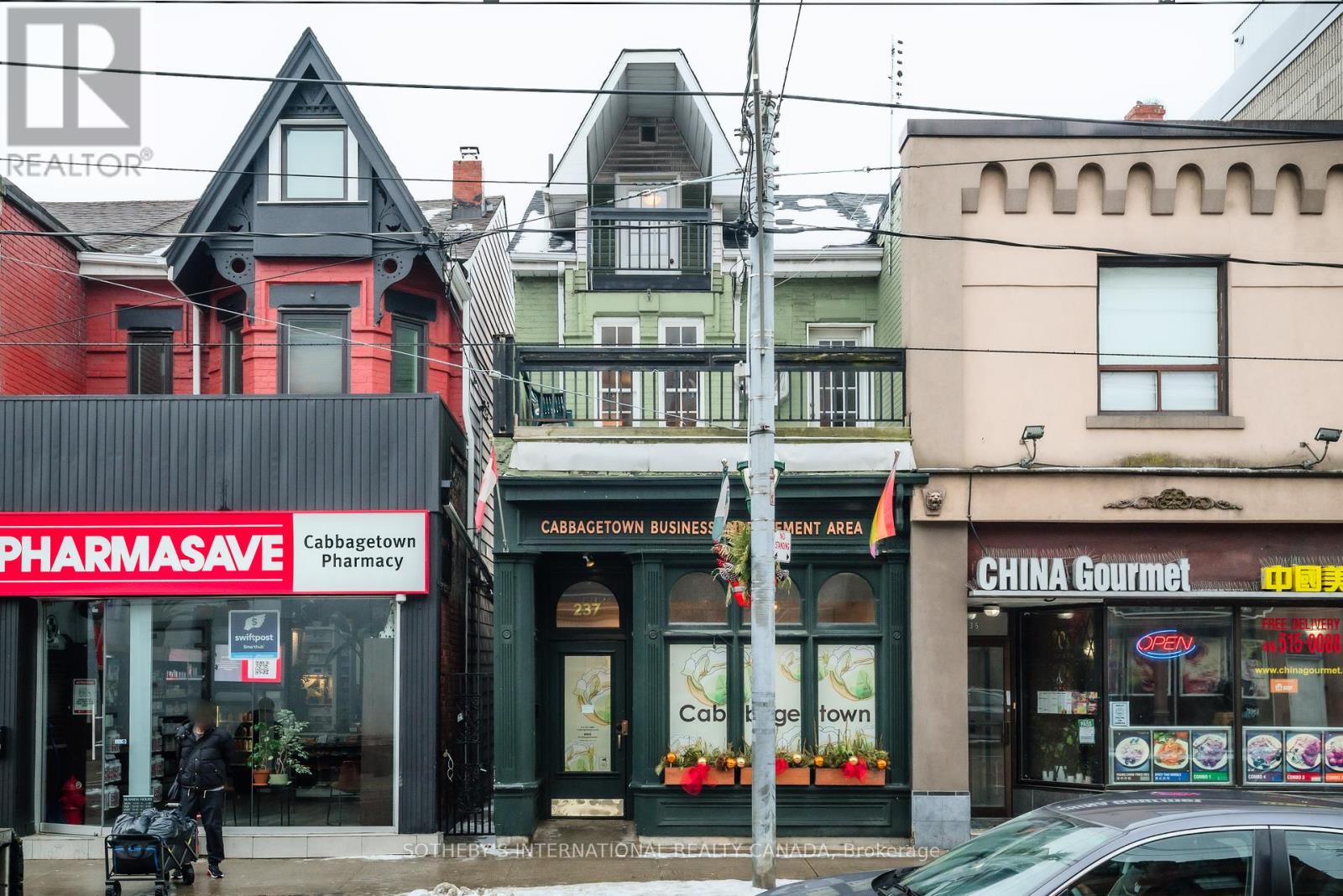 Property at 237 CARLTON STREET image 1