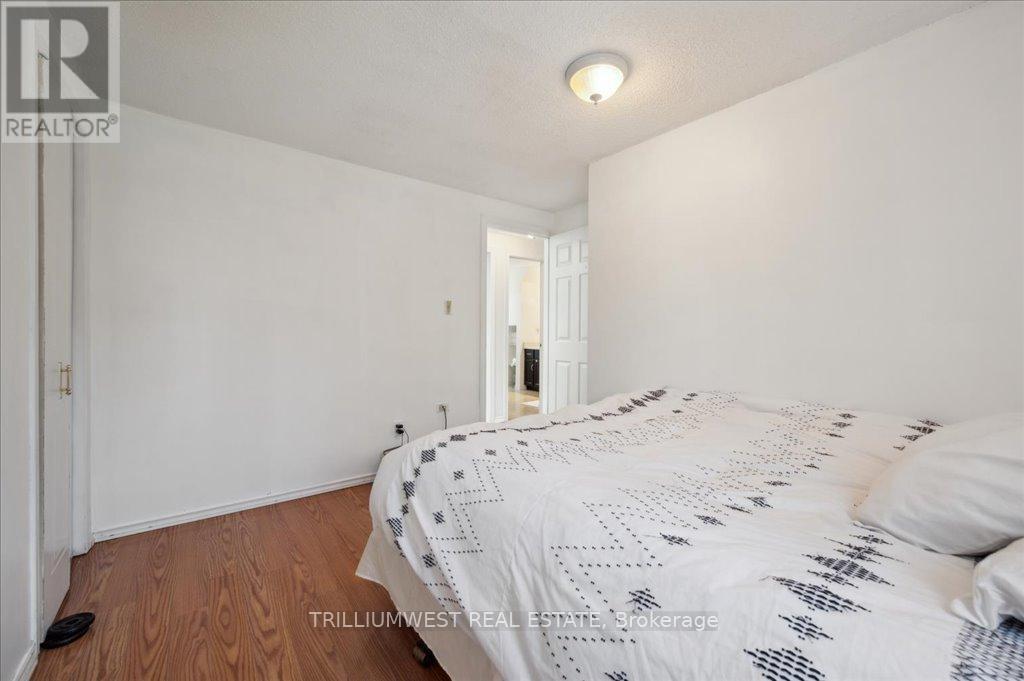 23 Wycliffe Place, Kitchener, Ontario  N2M 5J6 - Photo 18 - X12142433