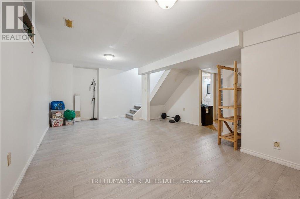 23 Wycliffe Place, Kitchener, Ontario  N2M 5J6 - Photo 28 - X12142433