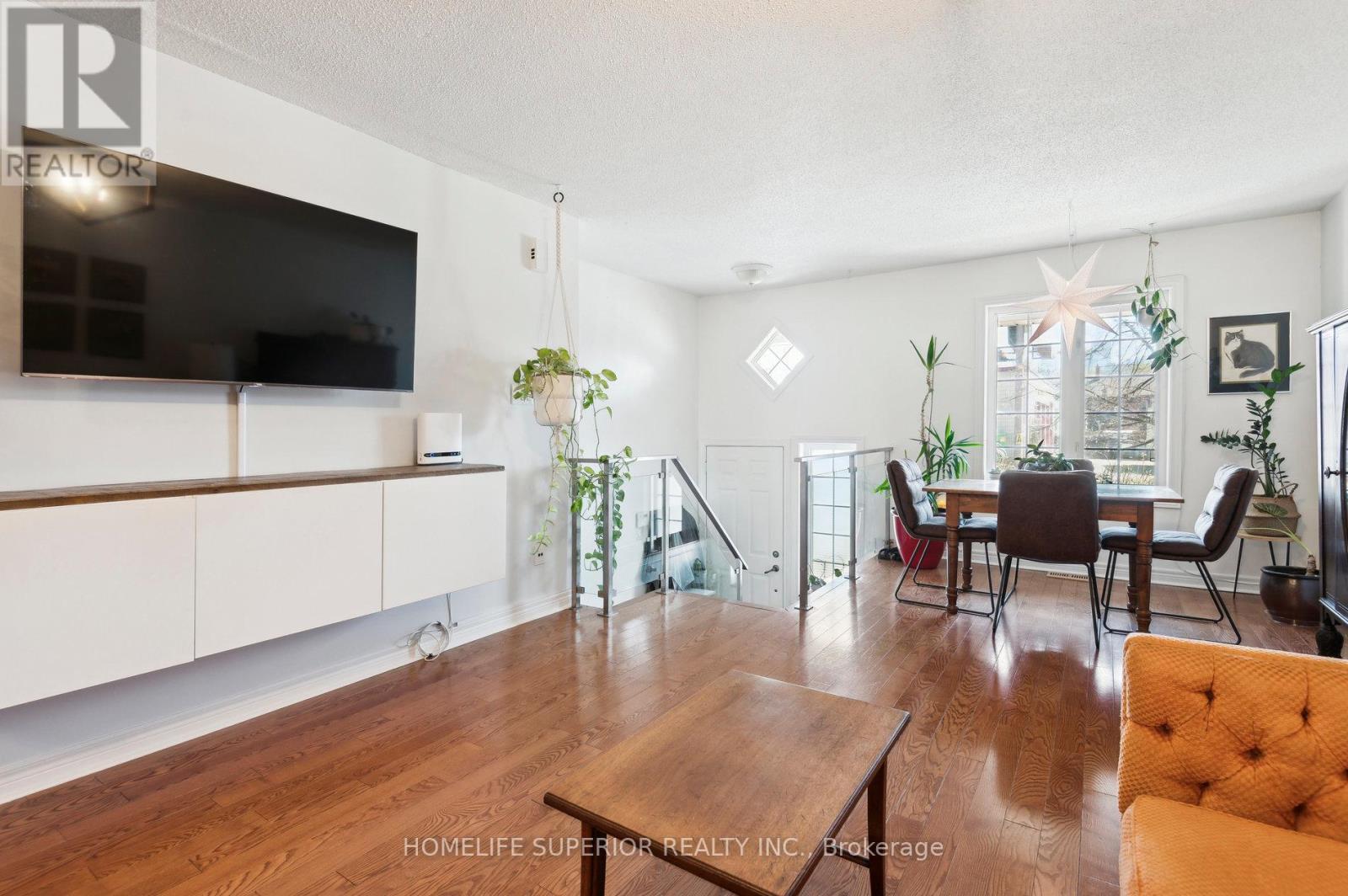 1 - 122 Strachan Avenue, Toronto, Ontario  M6J 3W4 - Photo 16 - C12142669