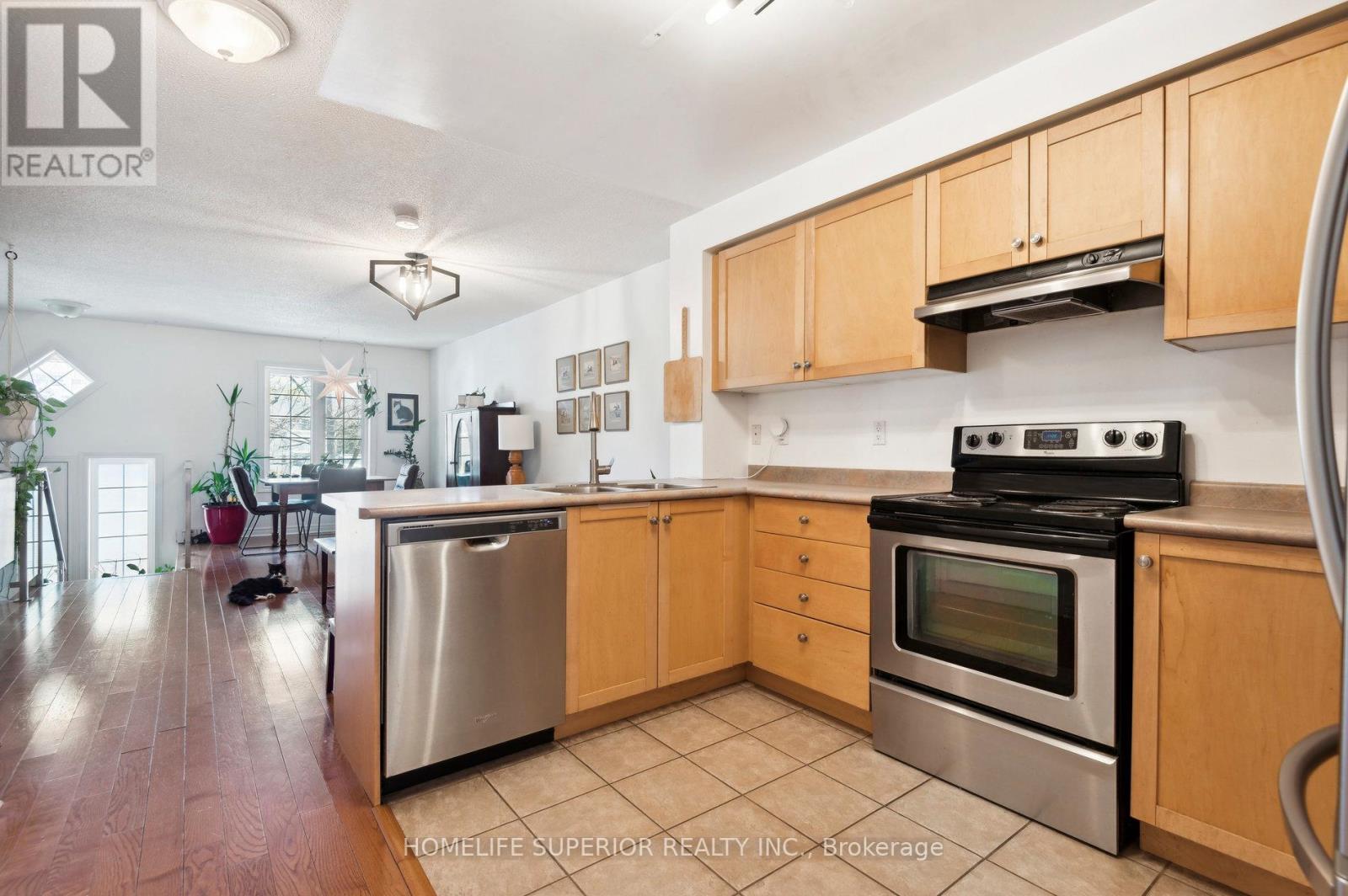 1 - 122 Strachan Avenue, Toronto, Ontario  M6J 3W4 - Photo 20 - C12142669