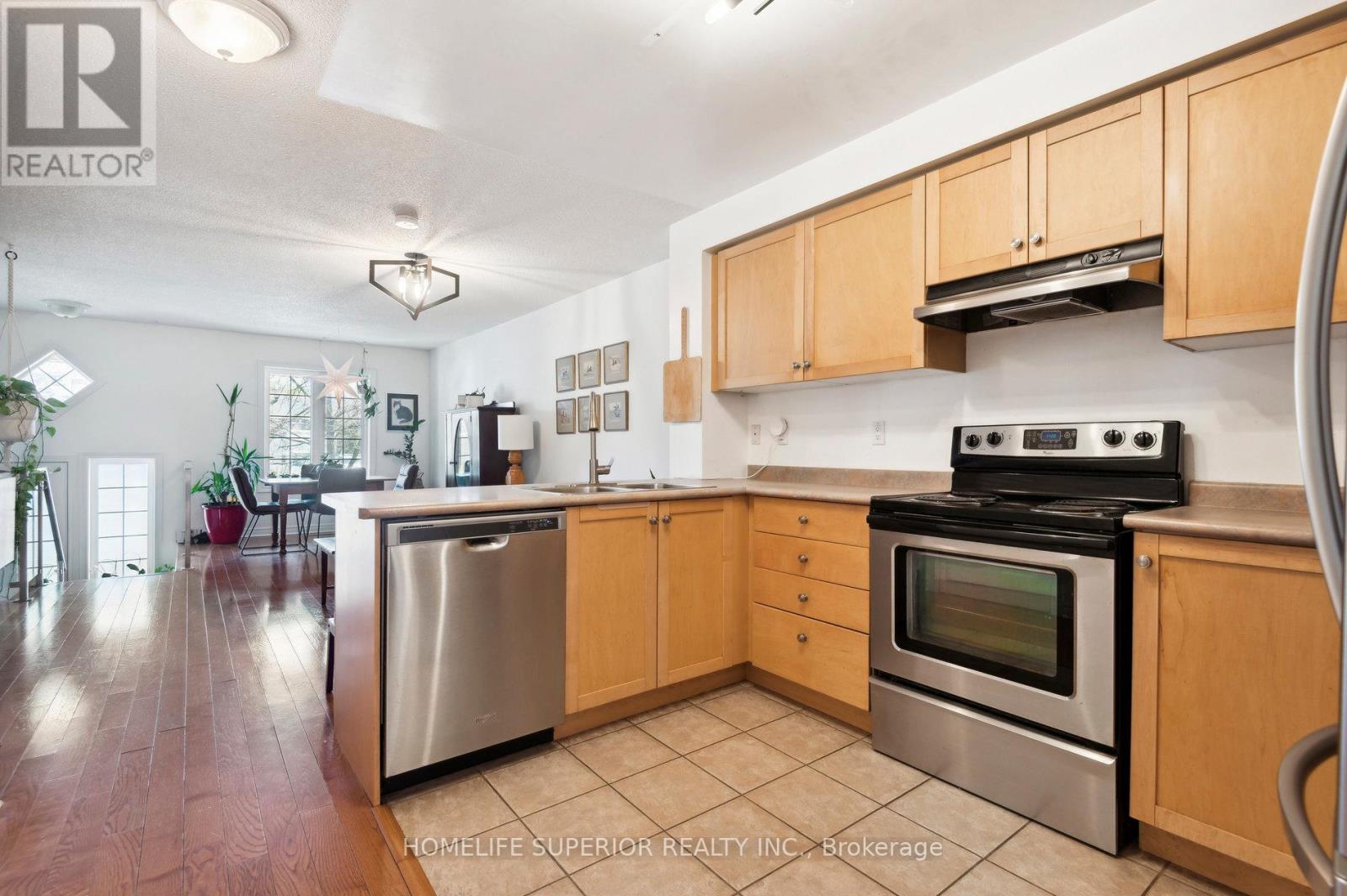 1 - 122 Strachan Avenue, Toronto, Ontario M6J 3W4 - Photo 21 - C12142669