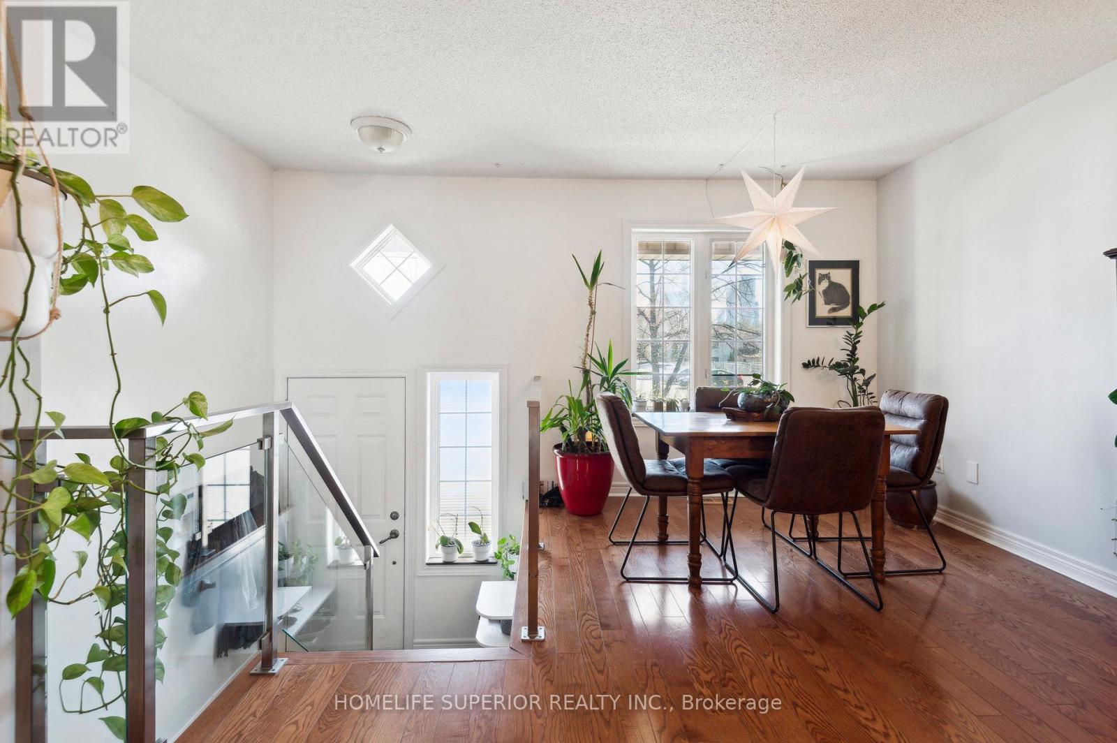1 - 122 Strachan Avenue, Toronto, Ontario  M6J 3W4 - Photo 6 - C12142669