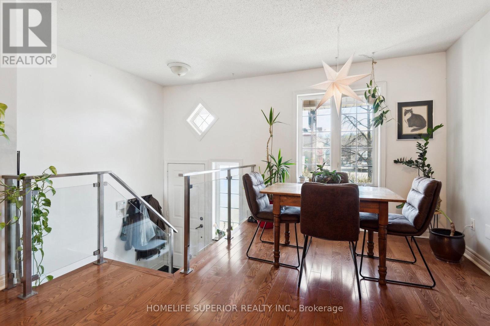 1 - 122 Strachan Avenue, Toronto, Ontario  M6J 3W4 - Photo 7 - C12142669