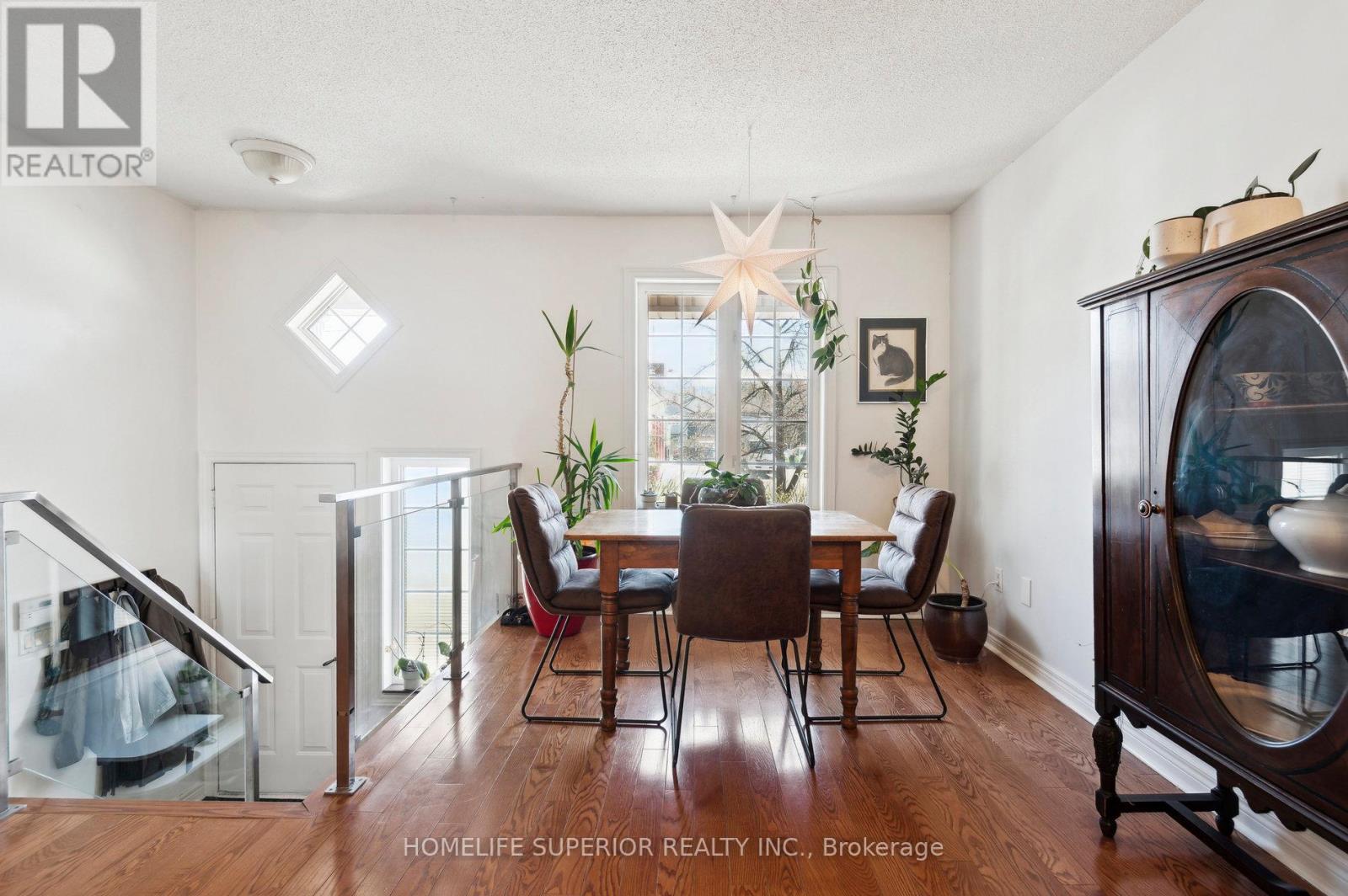 1 - 122 Strachan Avenue, Toronto, Ontario  M6J 3W4 - Photo 8 - C12142669