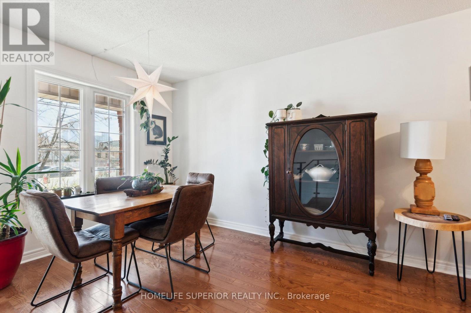 1 - 122 Strachan Avenue, Toronto, Ontario  M6J 3W4 - Photo 9 - C12142669
