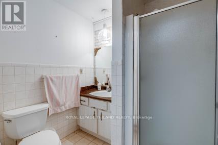 245 Coad Street, Southwest Middlesex, Ontario  N0L 1M0 - Photo 28 - X12142677